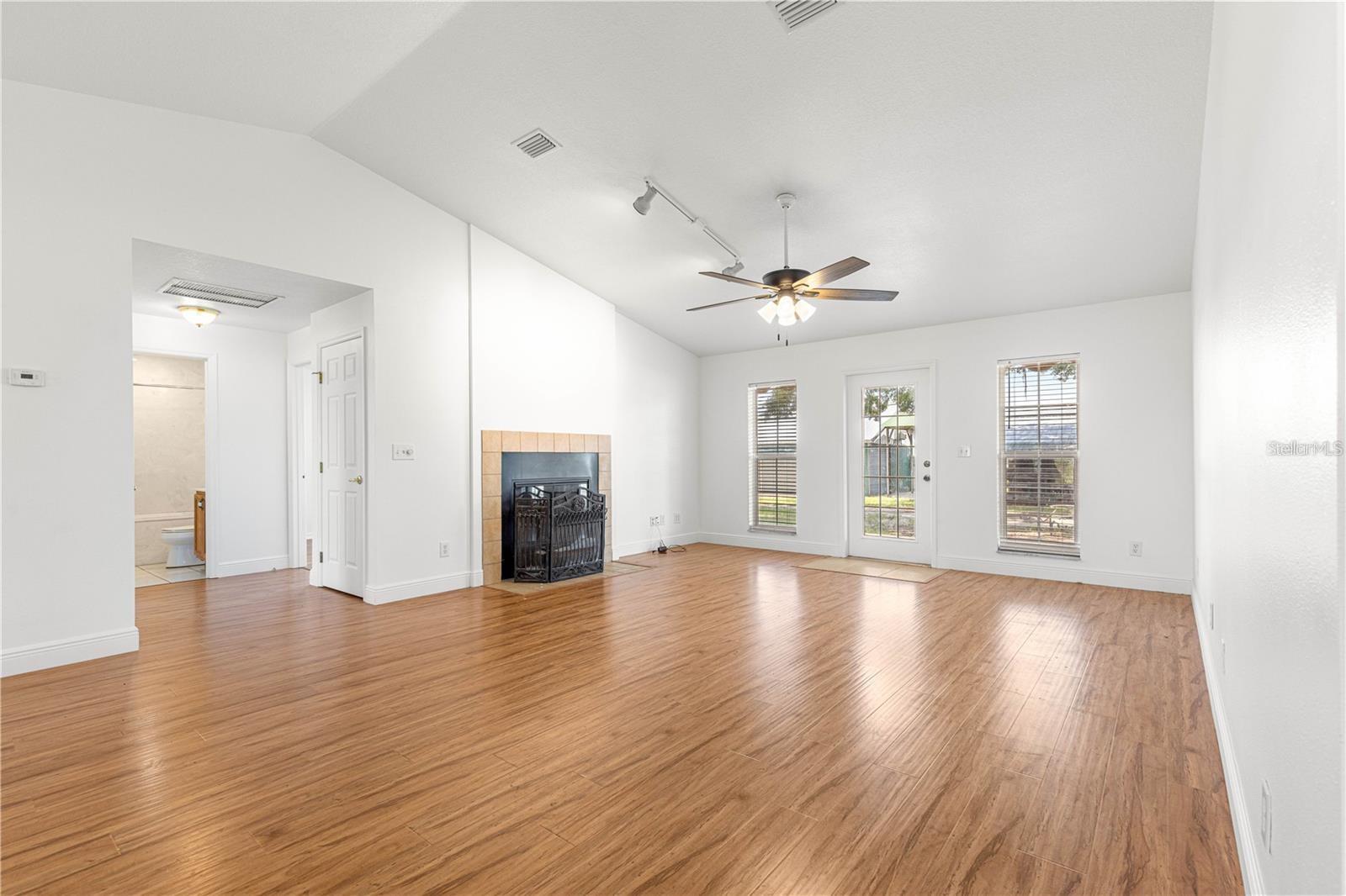 BELLEVIEW HEIGHTS - Residential Lease