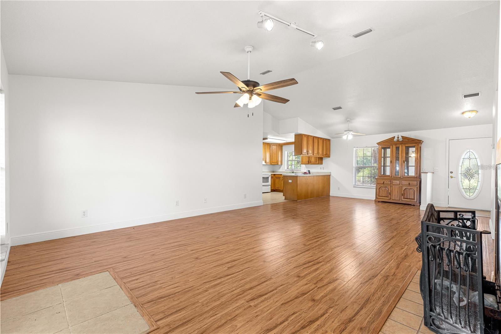 BELLEVIEW HEIGHTS - Residential Lease