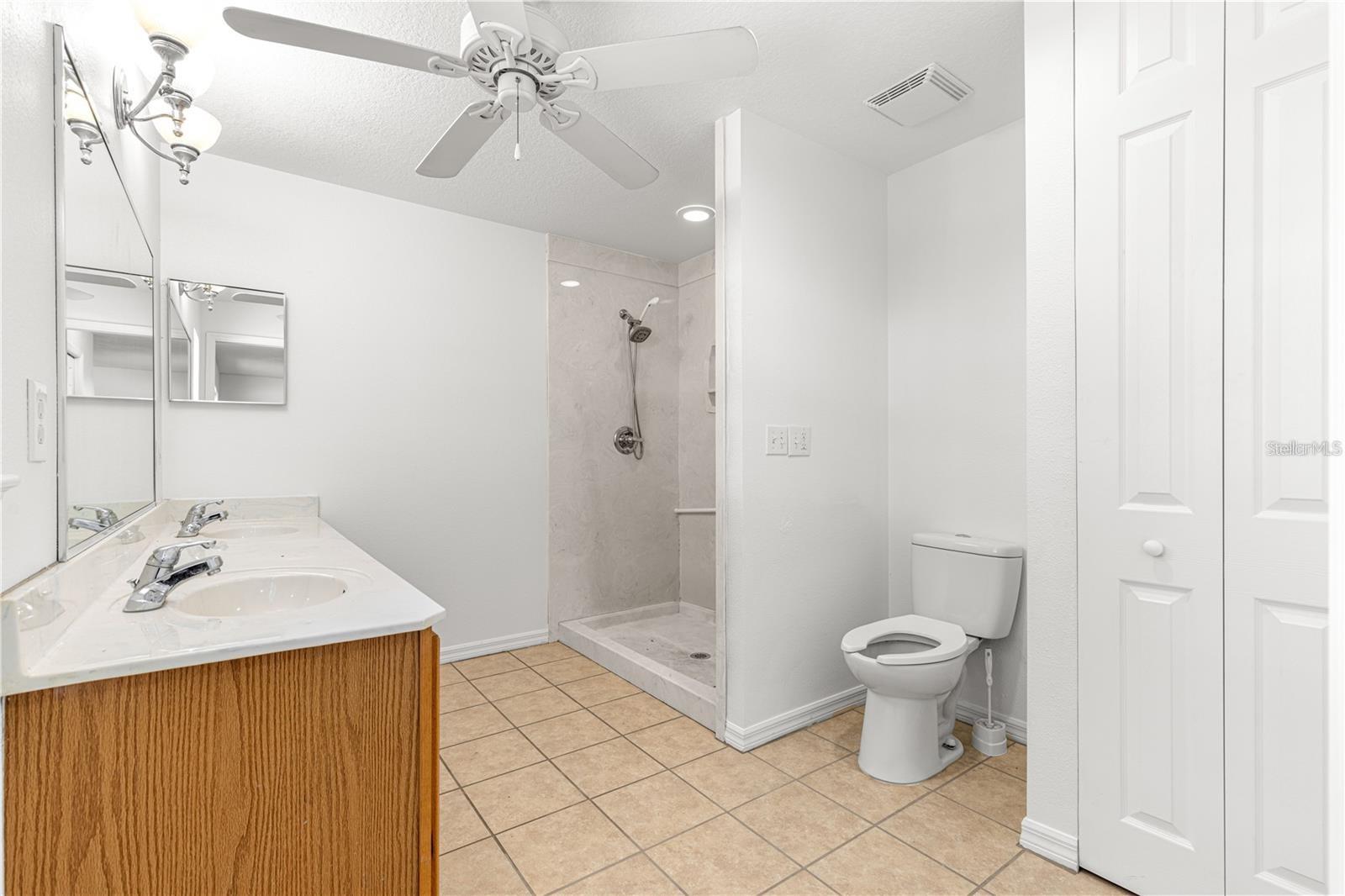 BELLEVIEW HEIGHTS - Residential Lease