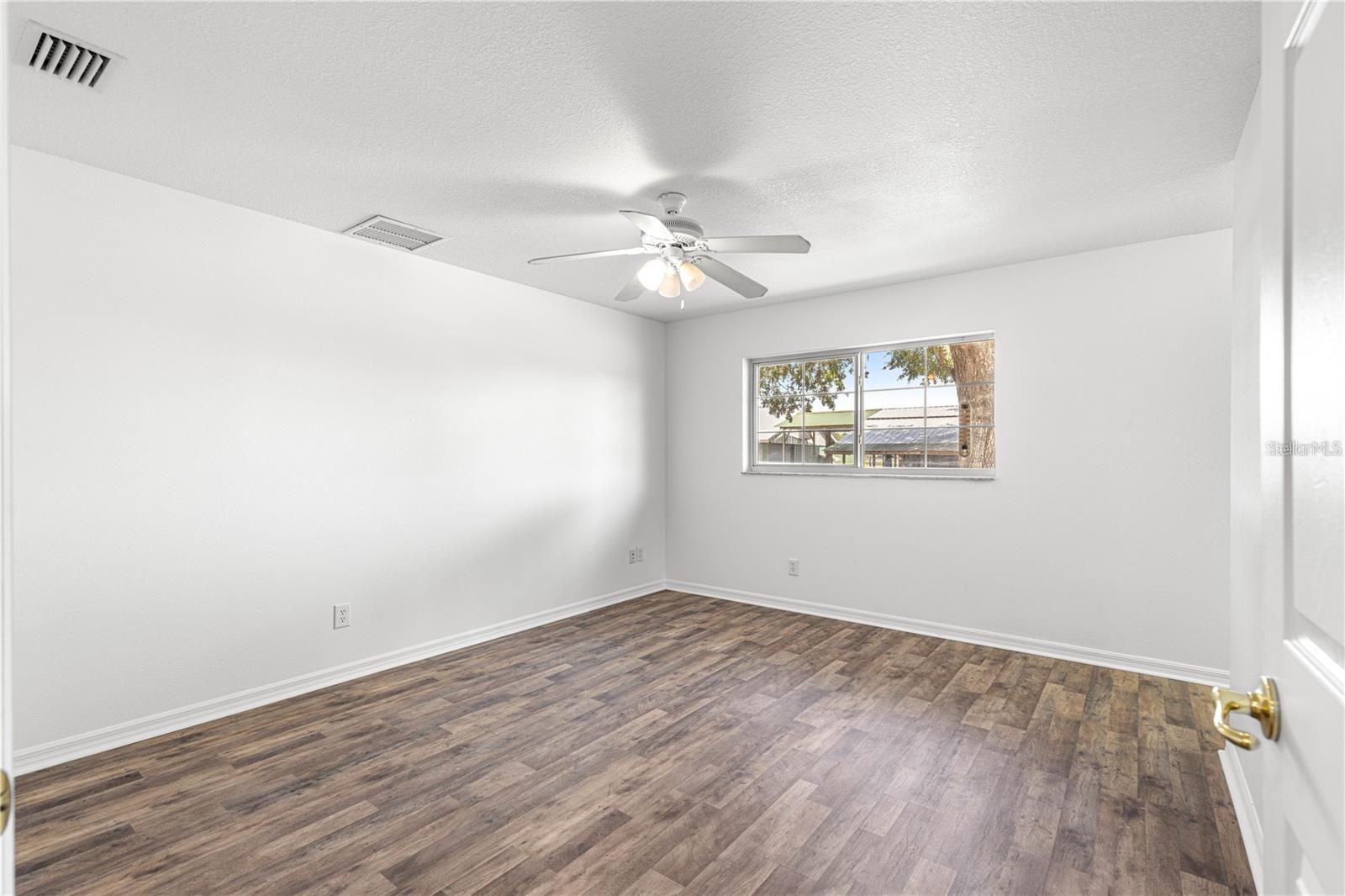 BELLEVIEW HEIGHTS - Residential Lease