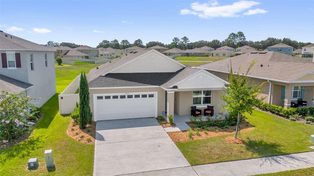 Photo of 5242 Mahogany Drive, Mount Dora, FL 32757 (MLS # O6428145)