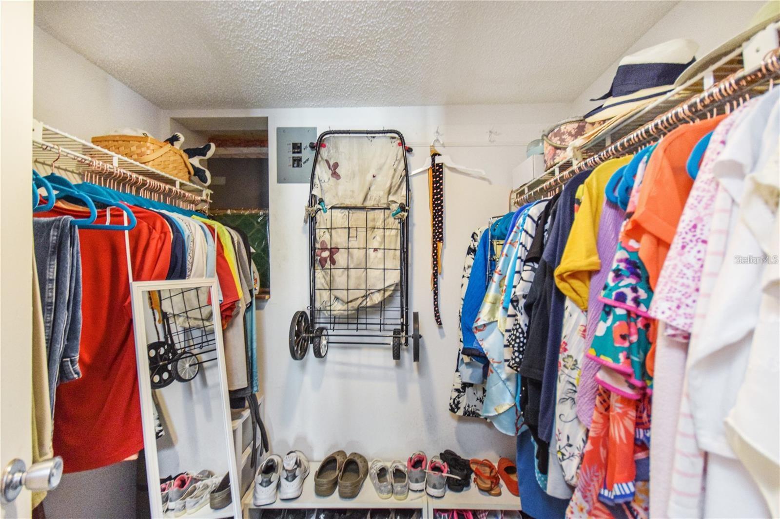 BAYSHORE ON THE LAKE CONDO APTS - Residential