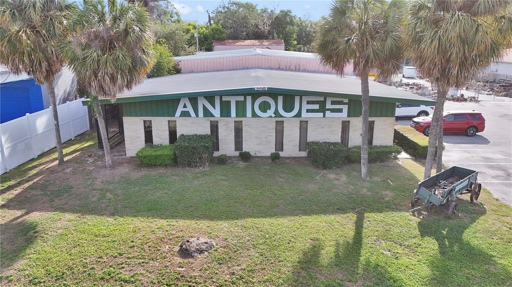 Photo of 1811 N Pine Avenue, Ocala, FL 34475 (MLS # OM722067)