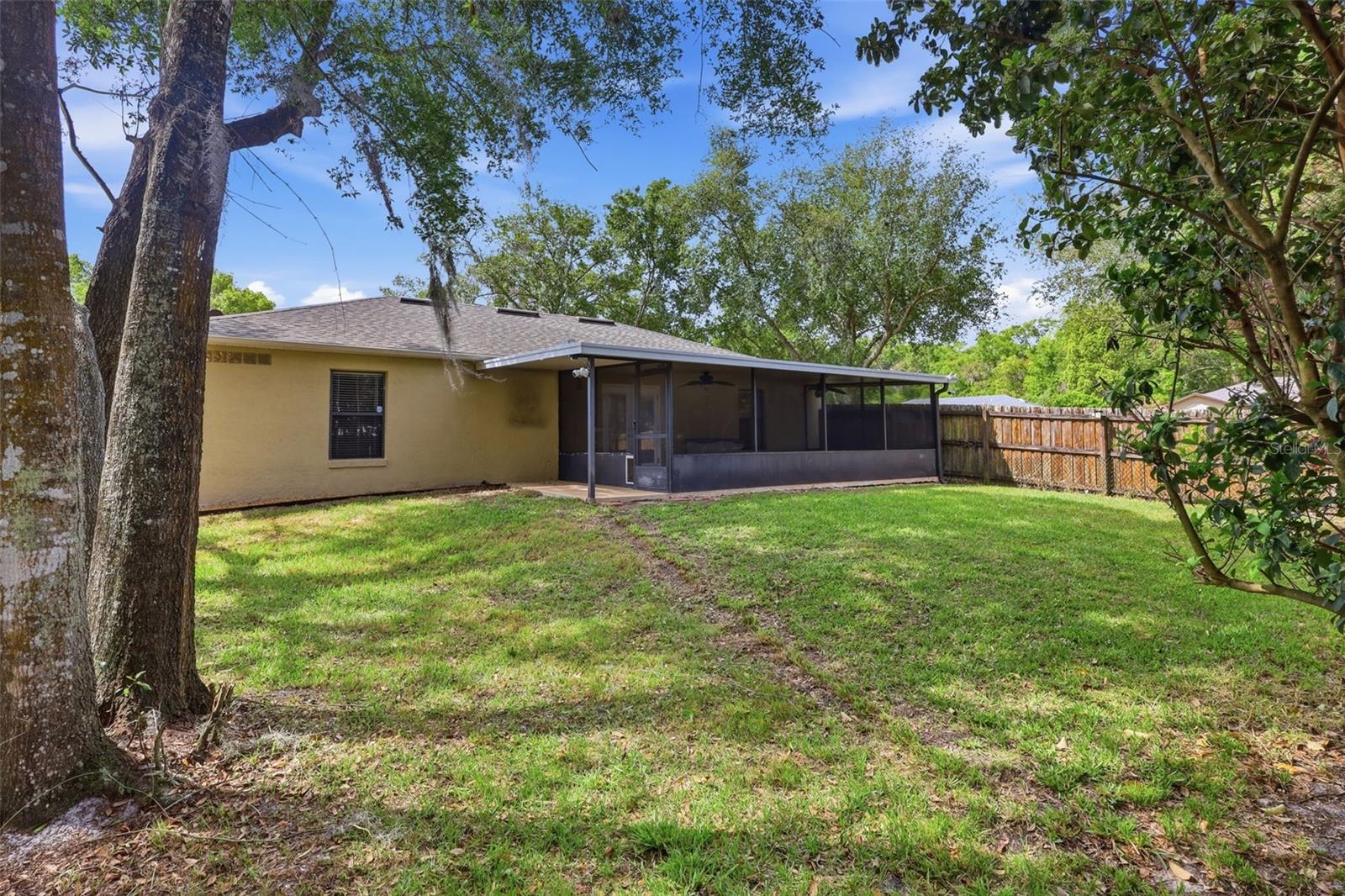 WILLOW RIDGE - Residential