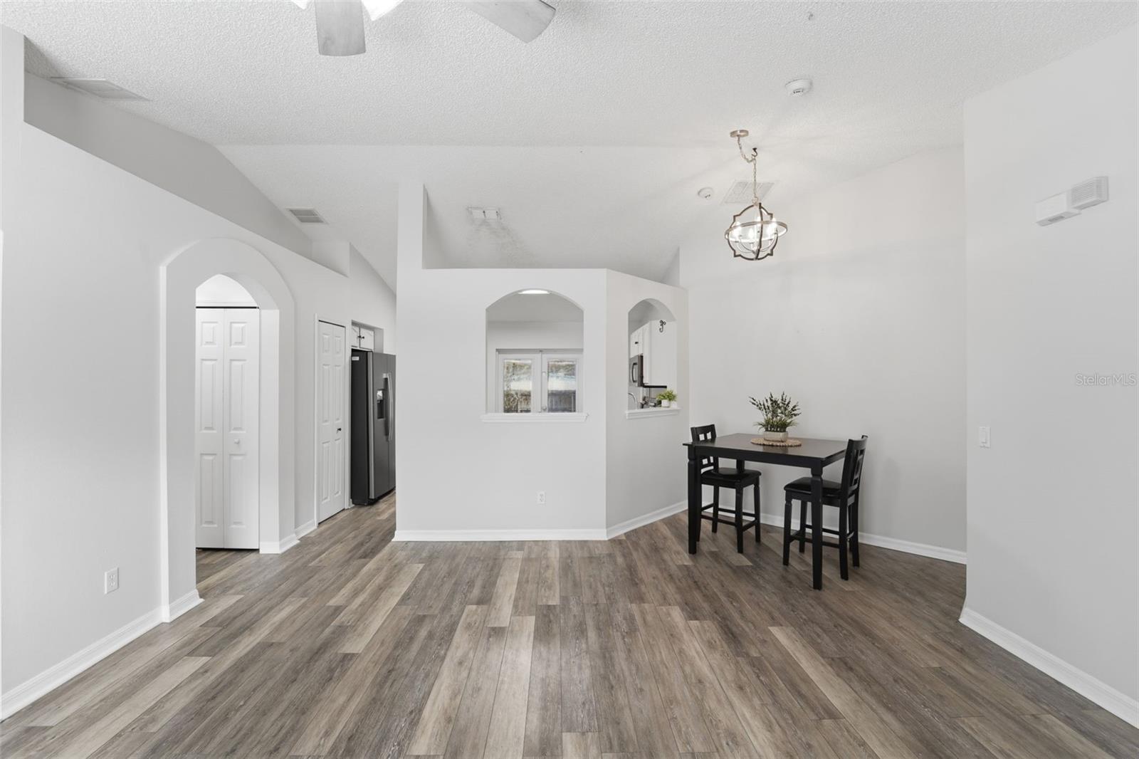 WILLOW RIDGE - Residential