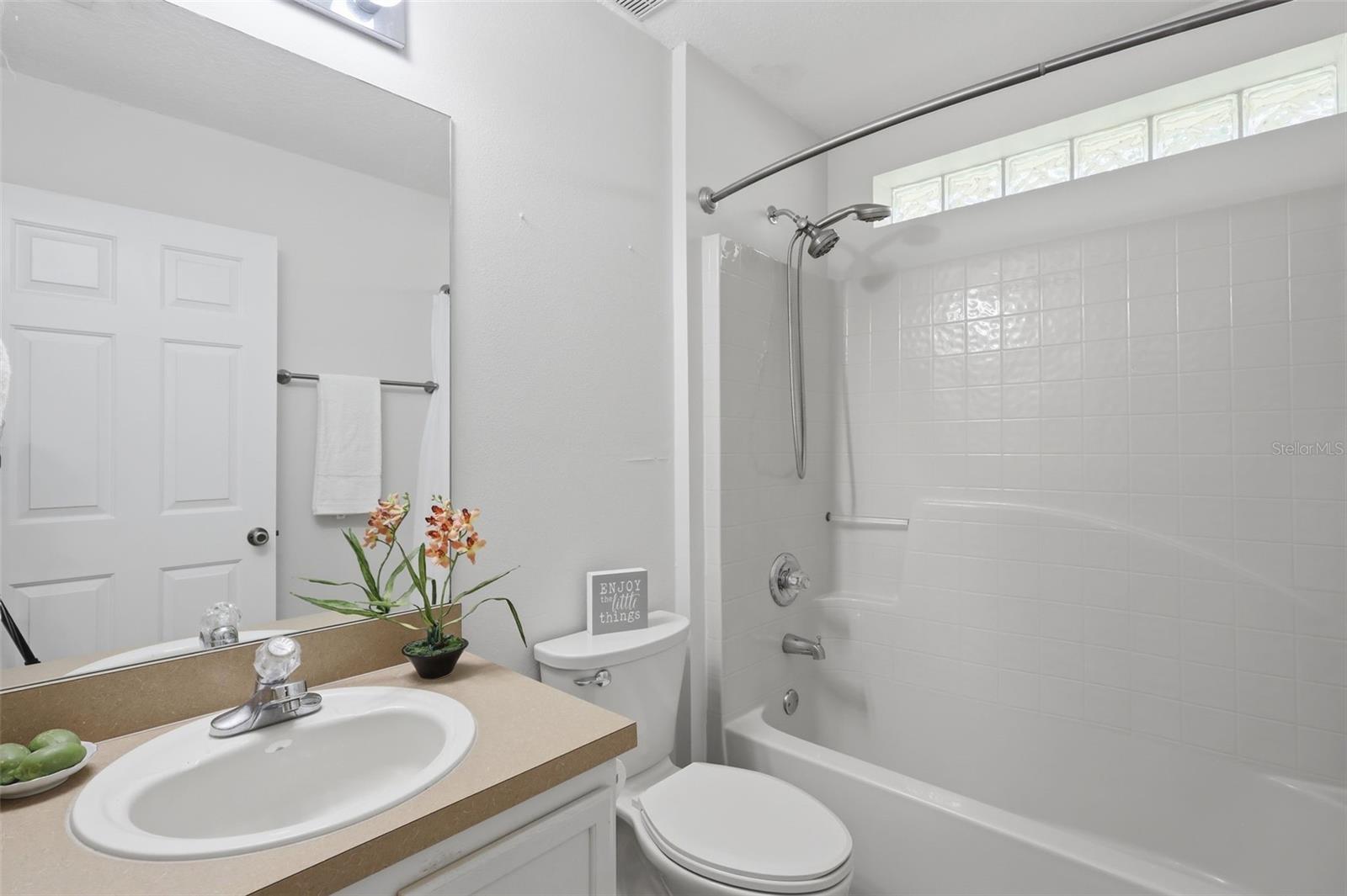 WILLOW RIDGE - Residential