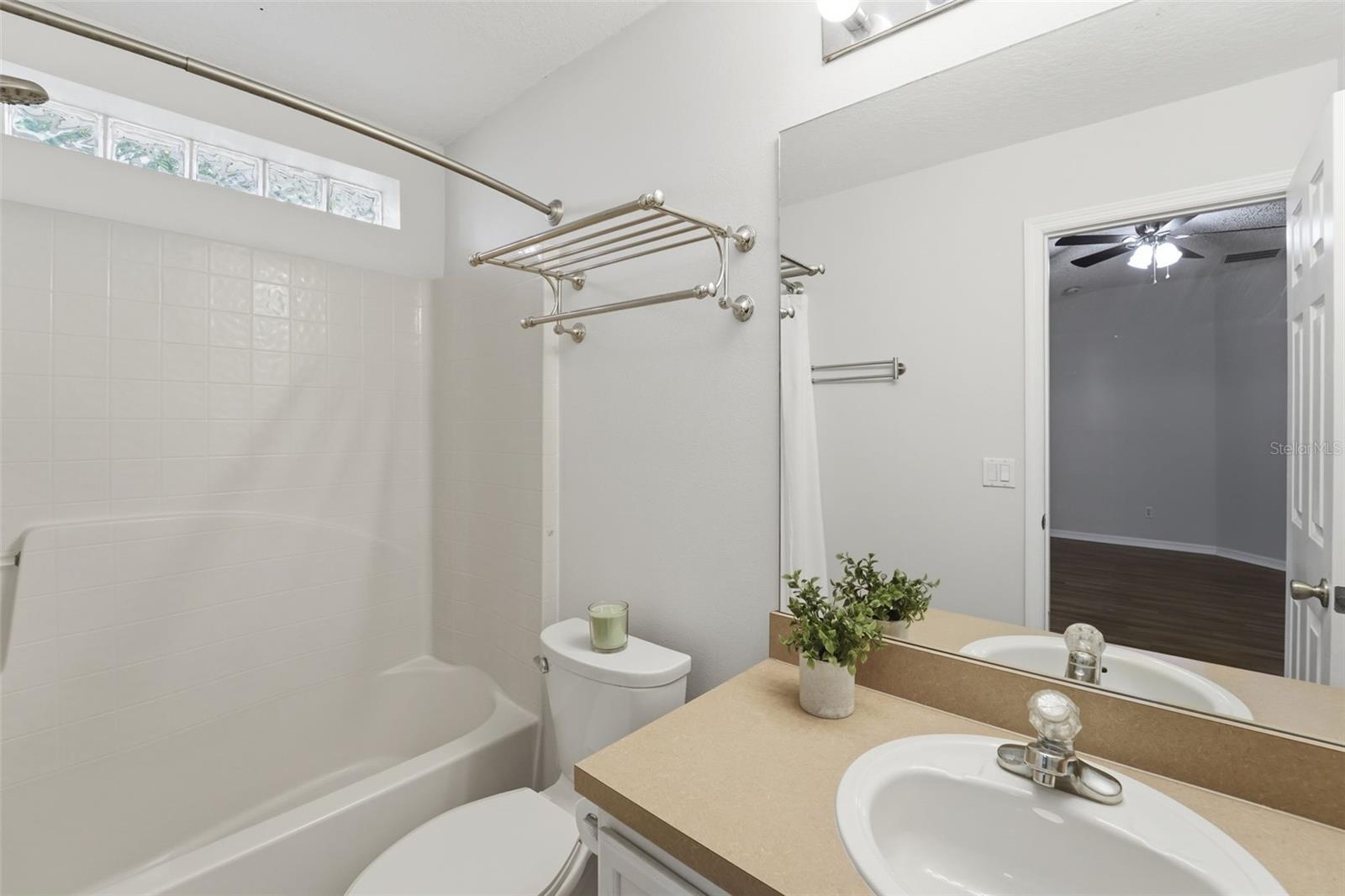 WILLOW RIDGE - Residential