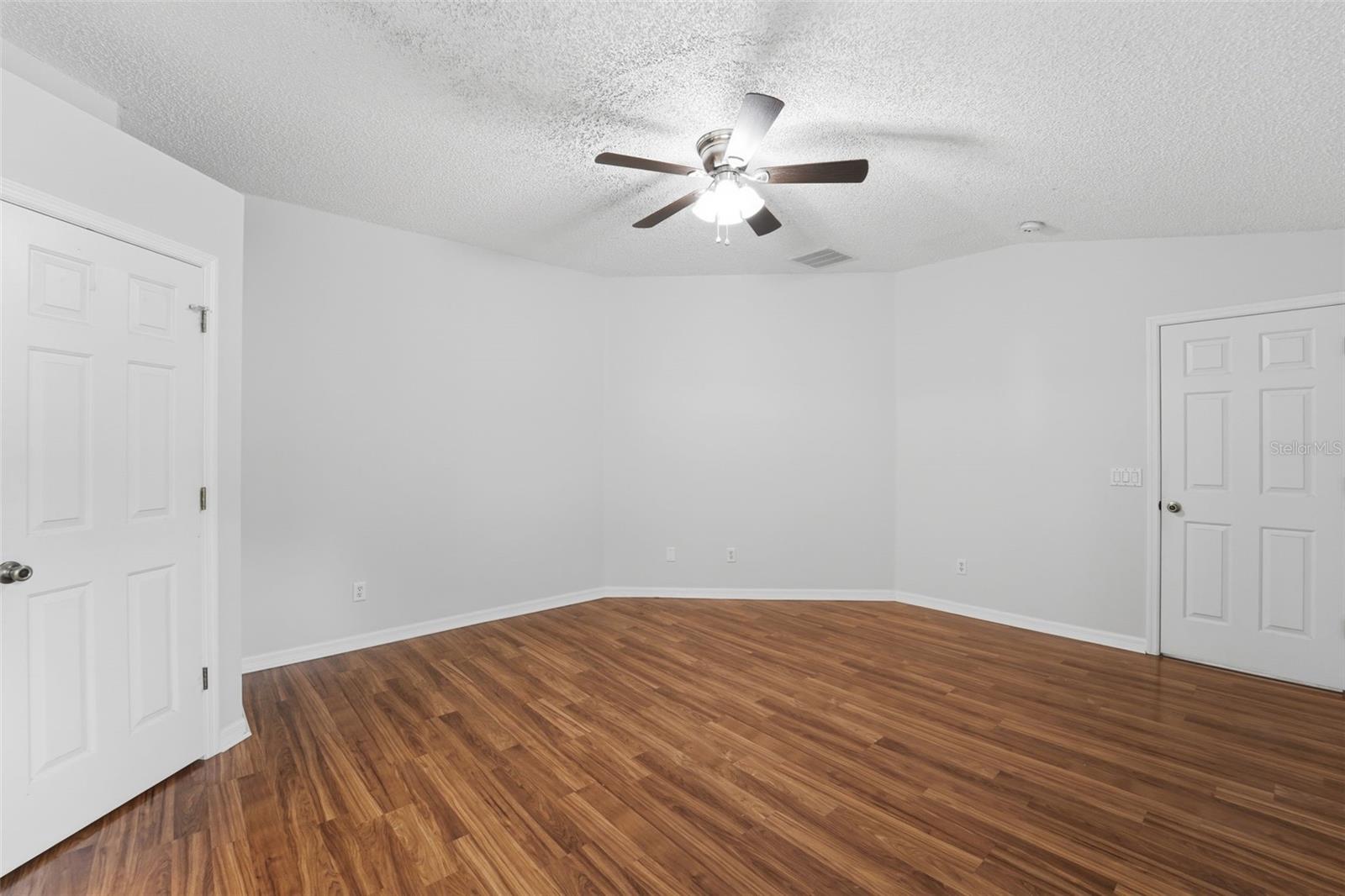 WILLOW RIDGE - Residential