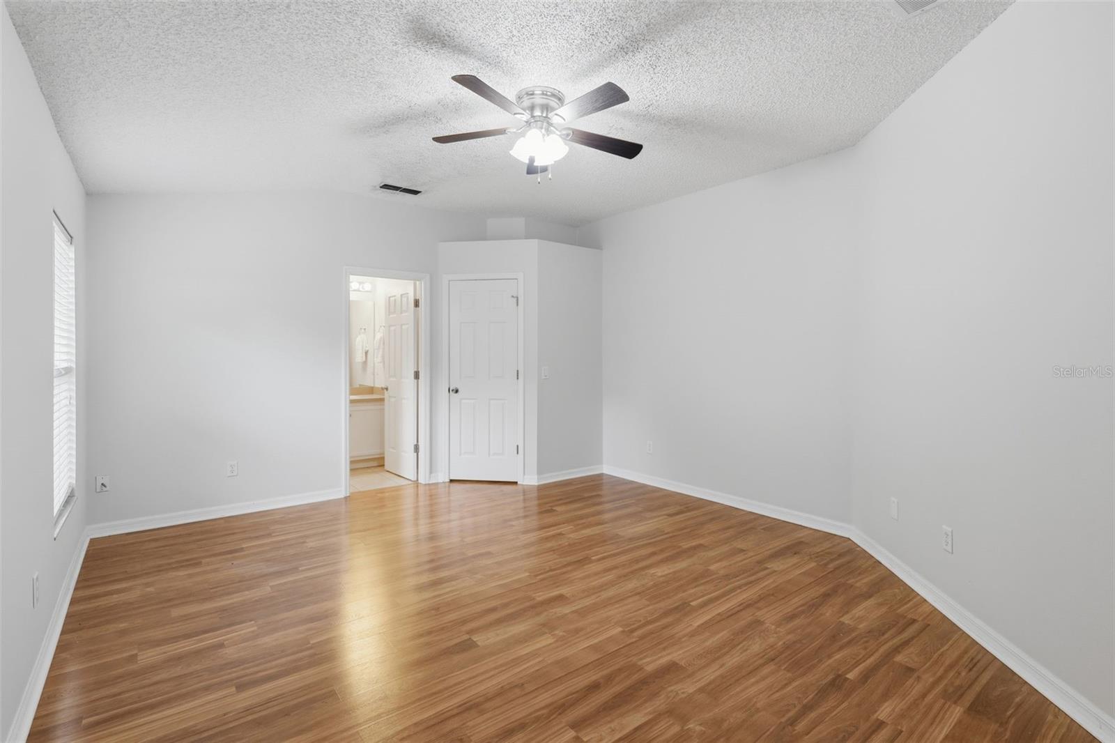 WILLOW RIDGE - Residential