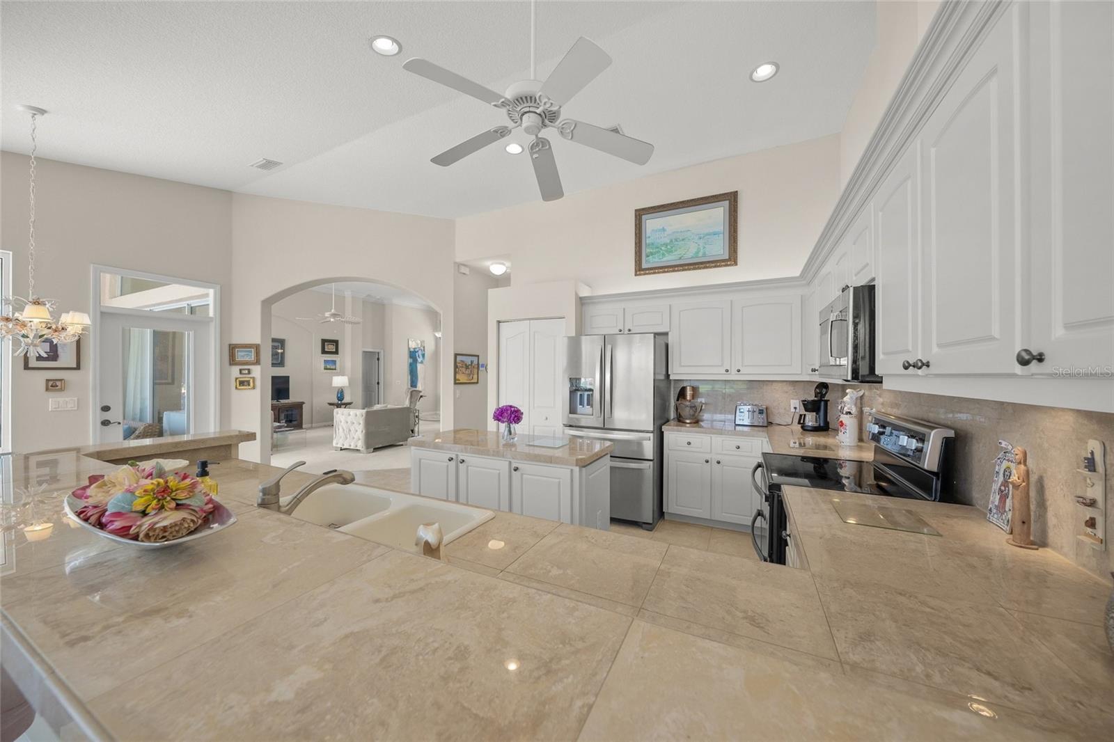 BARTON FARMS, LAUREL LAKES - Residential