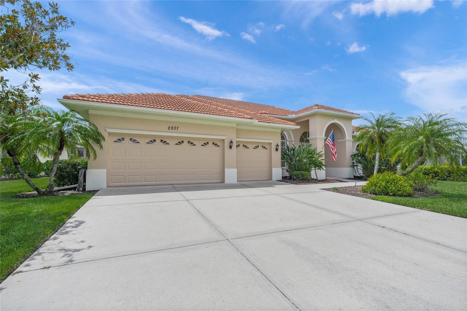 BARTON FARMS, LAUREL LAKES - Residential