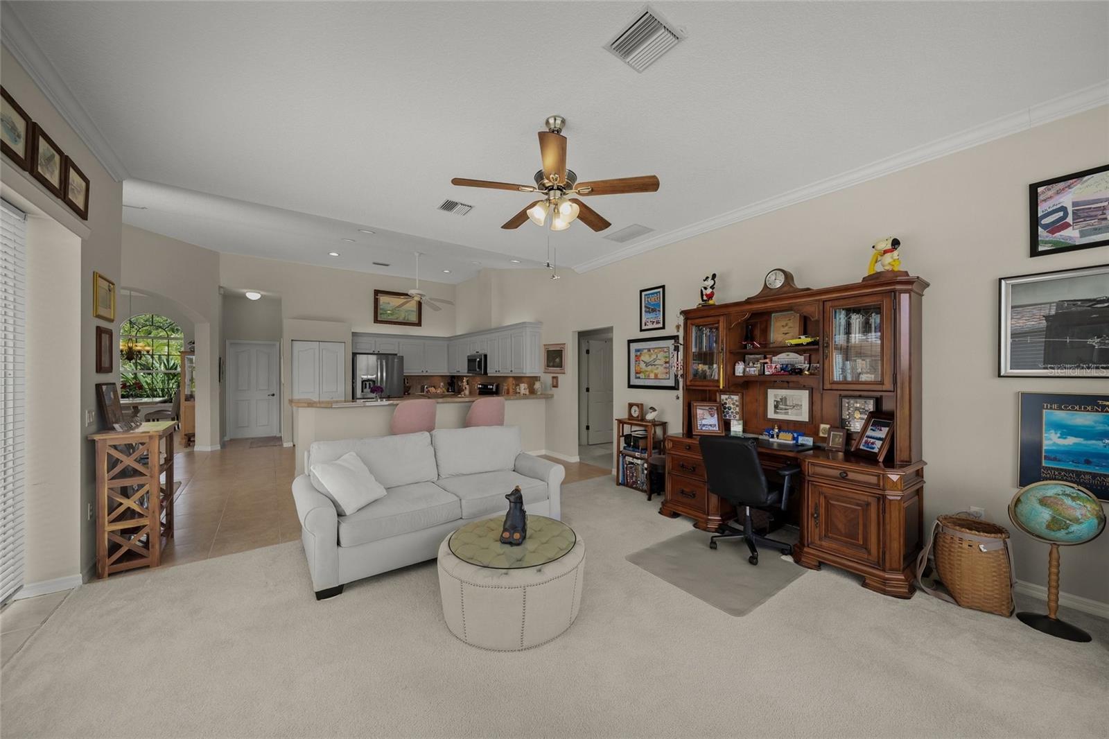 BARTON FARMS, LAUREL LAKES - Residential