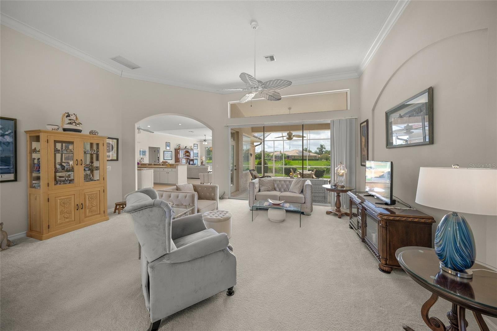 BARTON FARMS, LAUREL LAKES - Residential