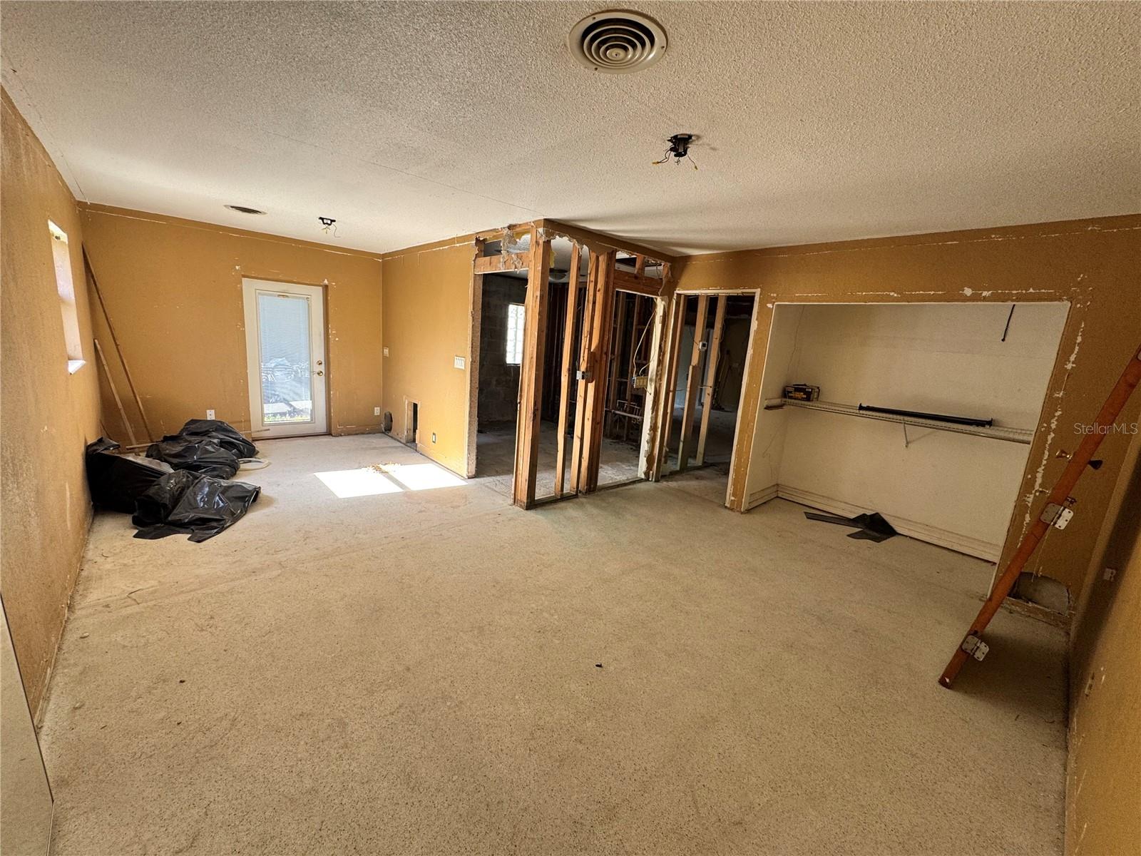 HARBOR LIGHTS SUB - Residential