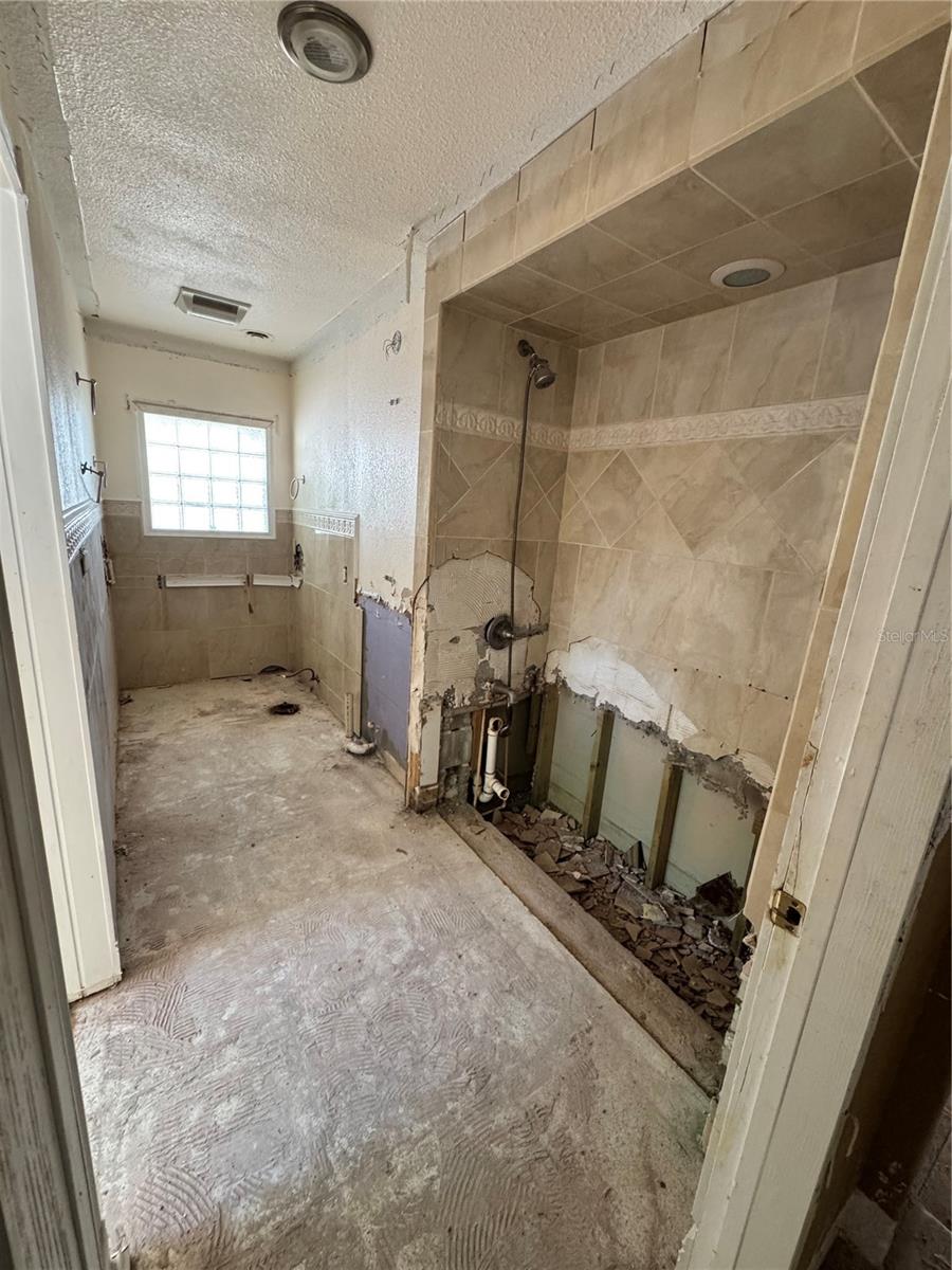 HARBOR LIGHTS SUB - Residential