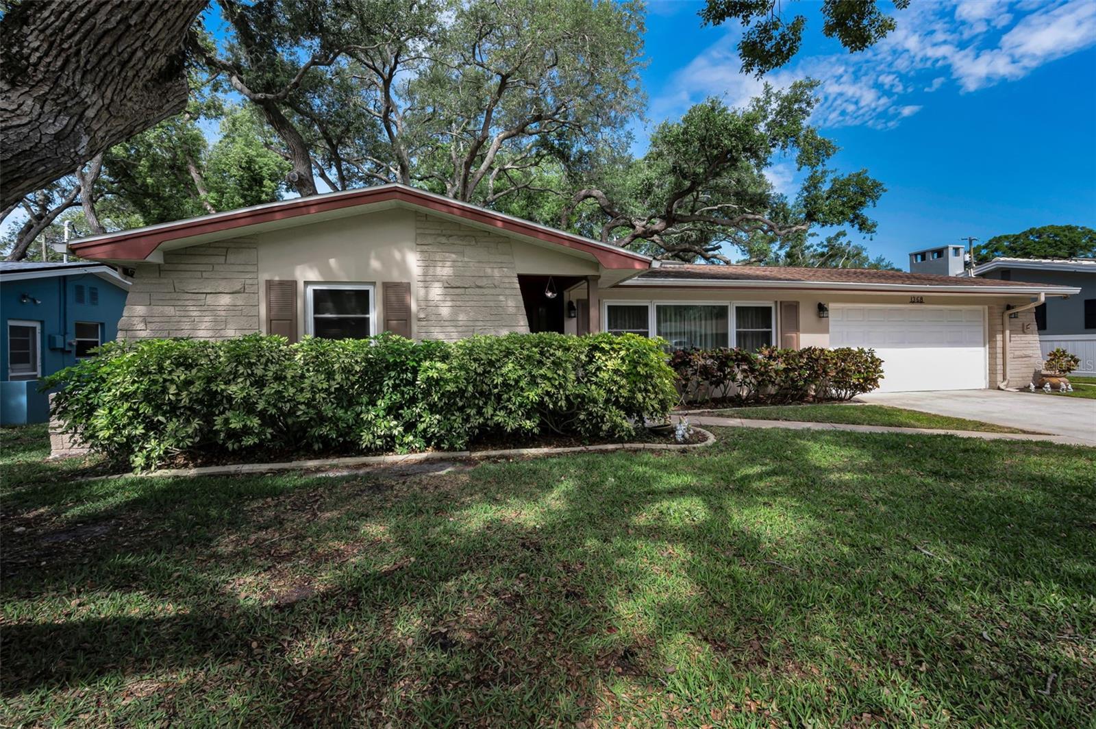 1368 WILLIAMS DRIVE