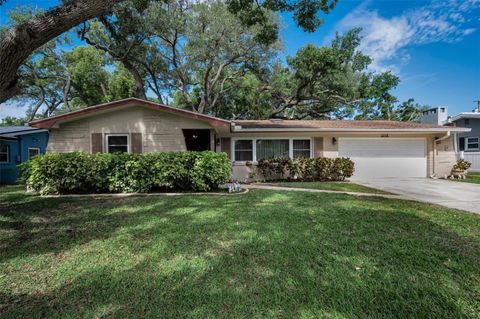 Photo of 1368 Williams Drive, Clearwater, FL 33764 (MLS # TB8503053)