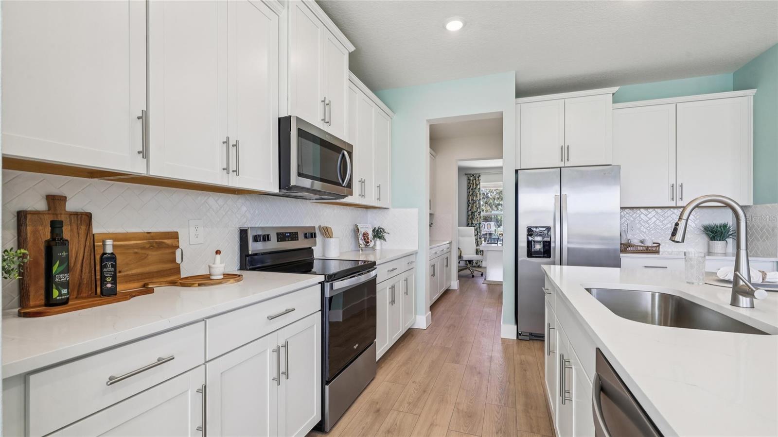 BUCHANAN TRAILS - Residential