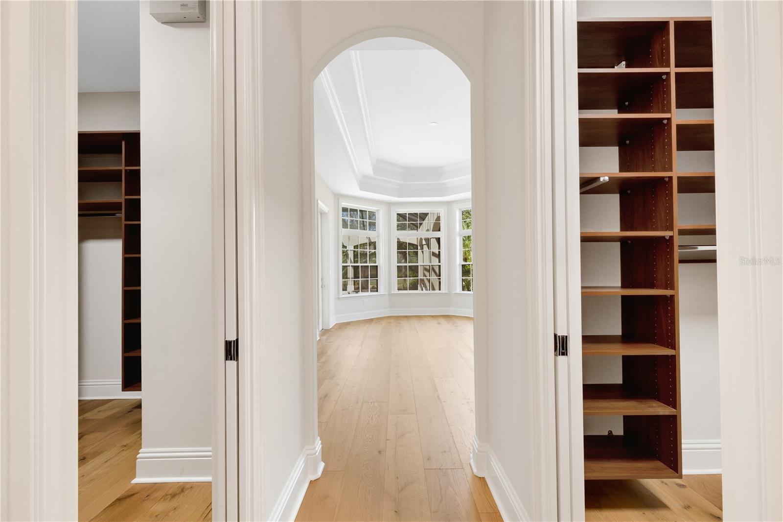 FOUNDERS CLUB - Residential