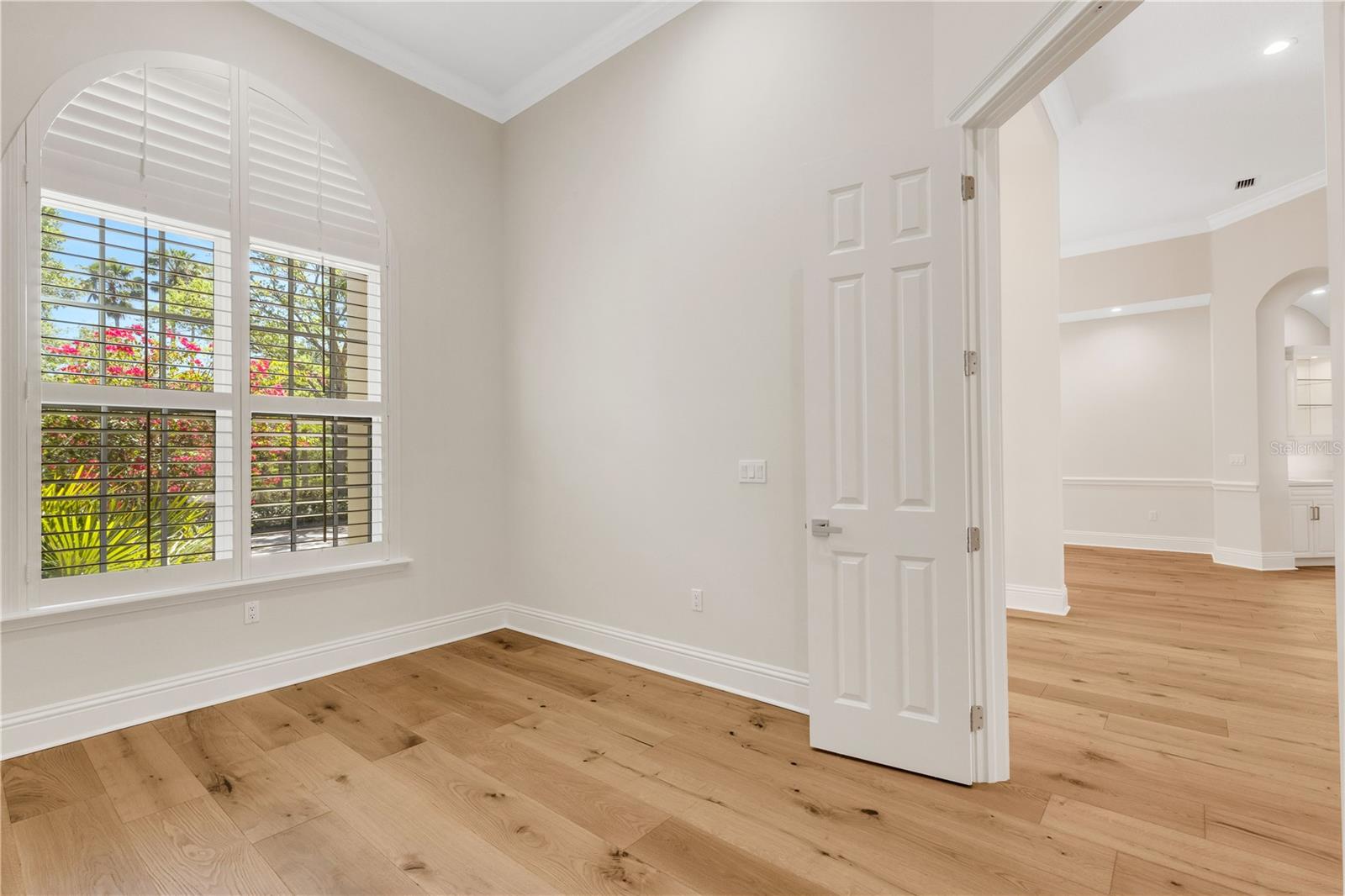 FOUNDERS CLUB - Residential