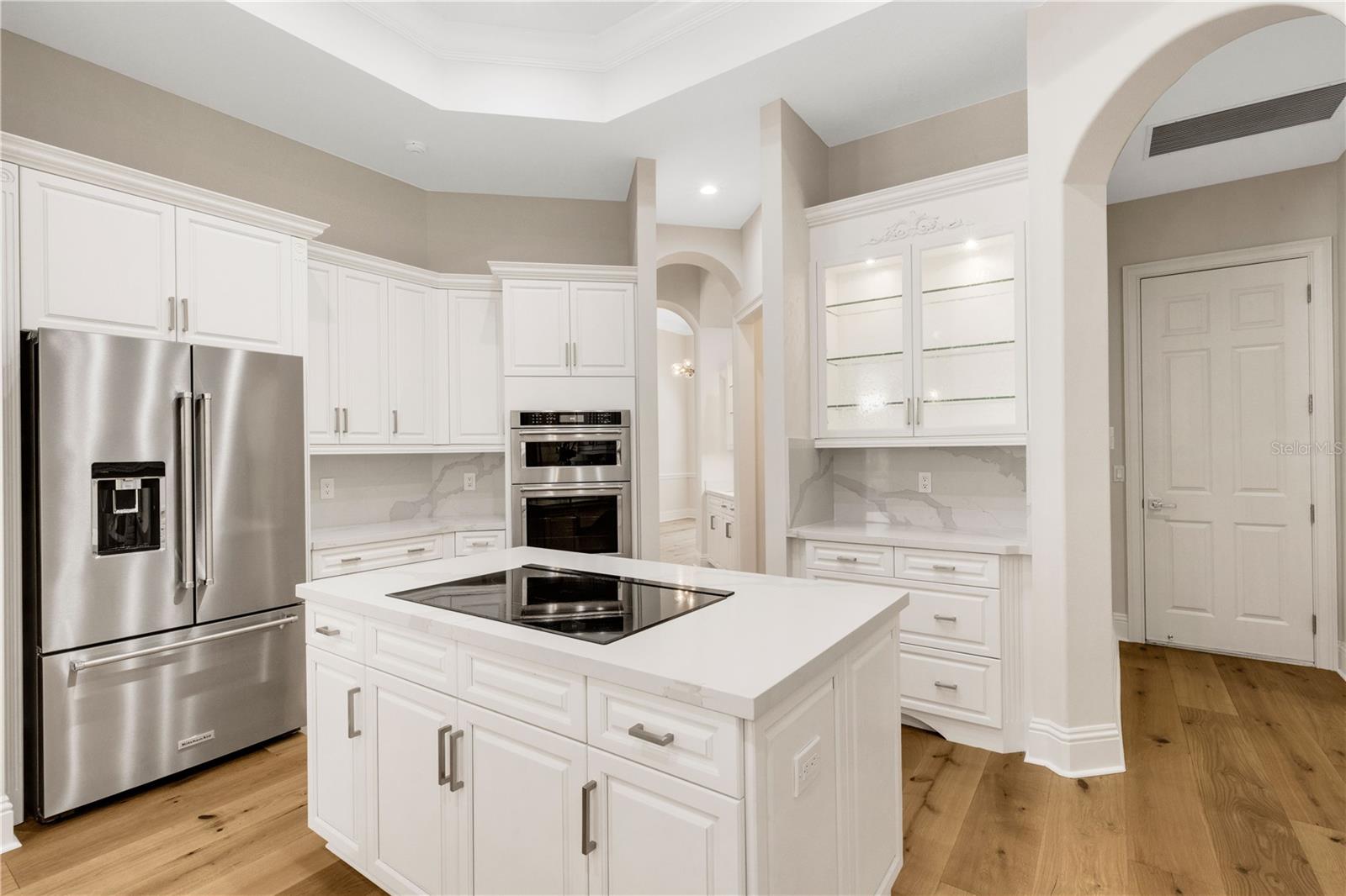 FOUNDERS CLUB - Residential