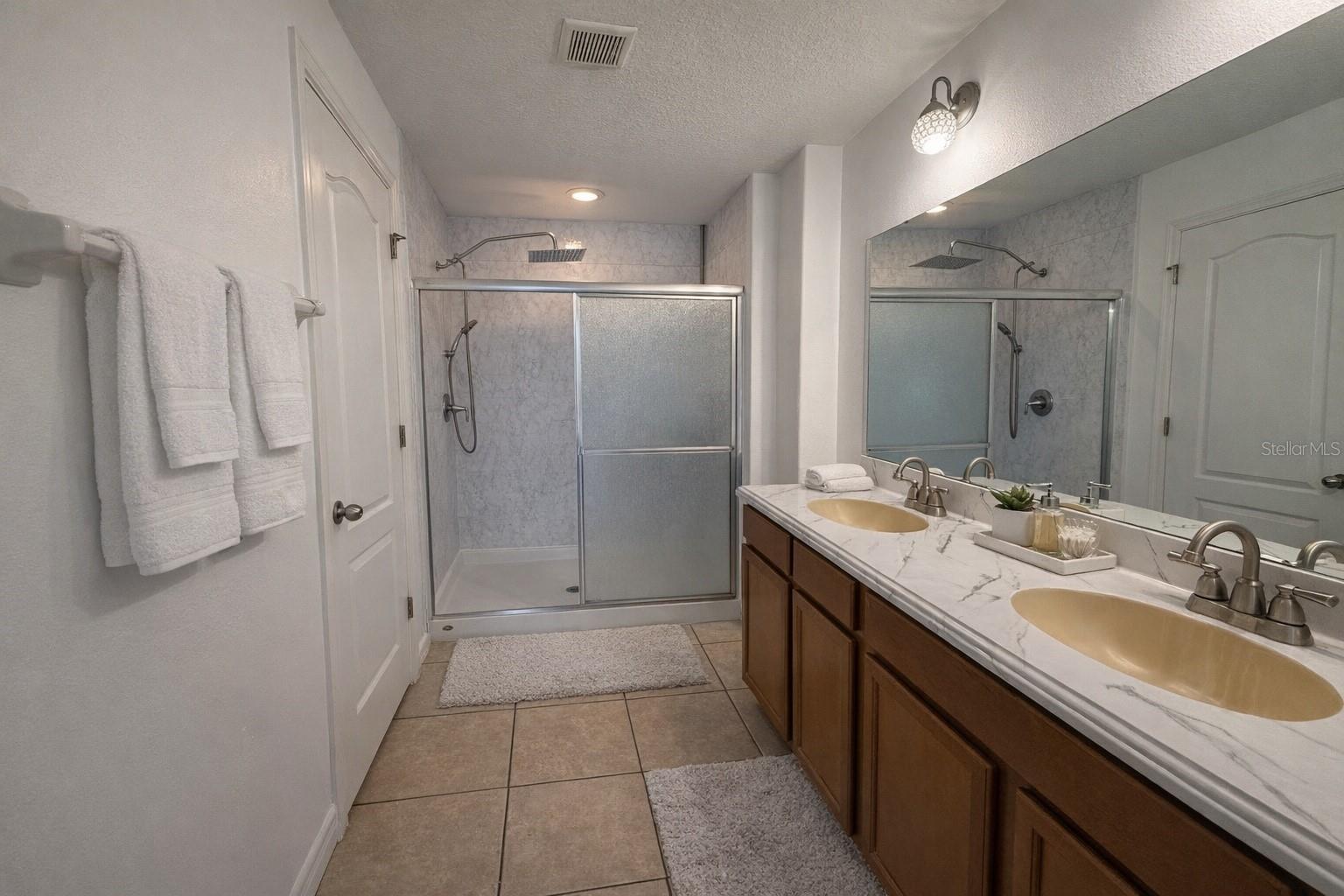 STONEYBROOK HILLS UN 02 A - Residential Lease