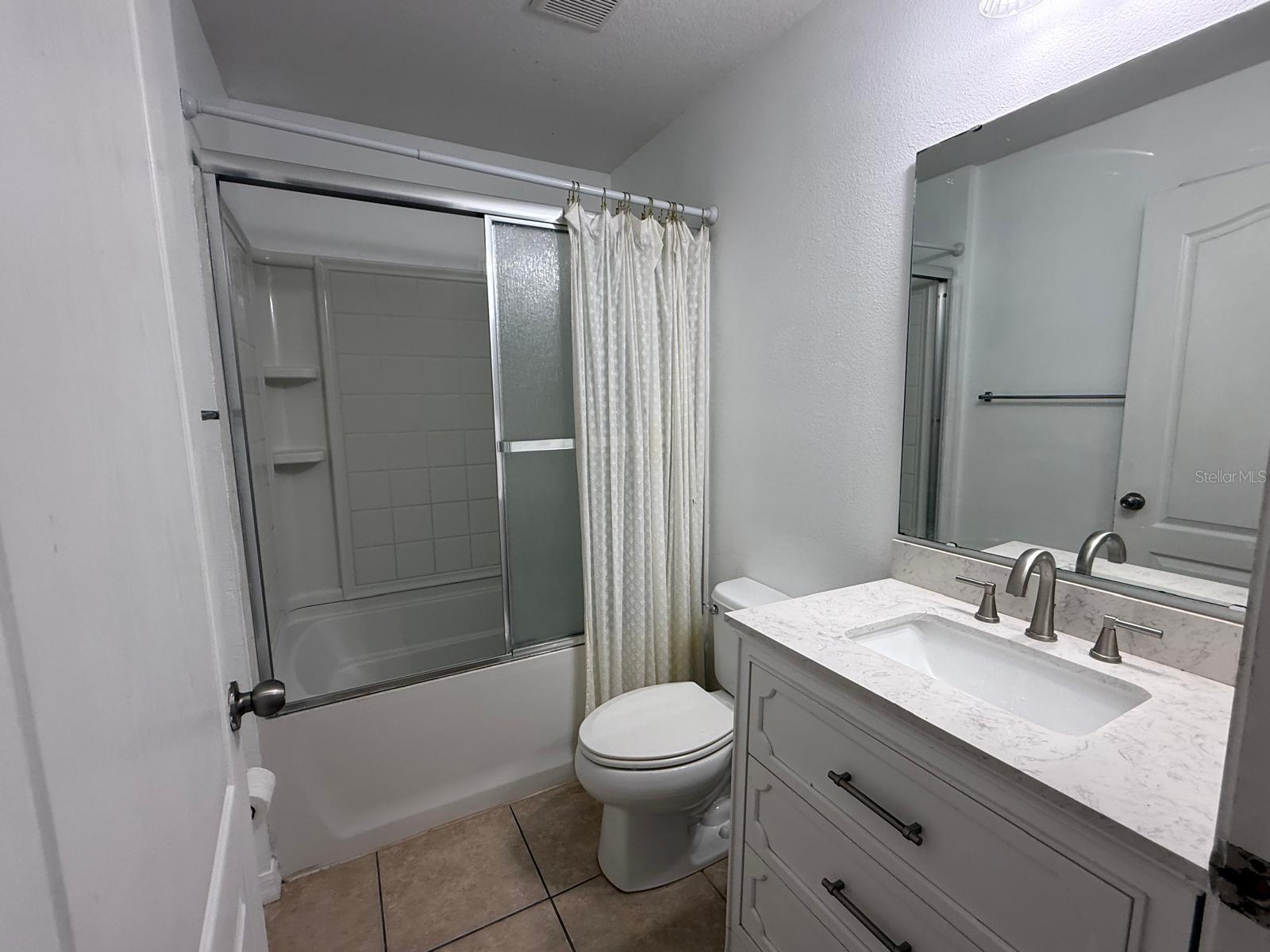 STONEYBROOK HILLS UN 02 A - Residential Lease