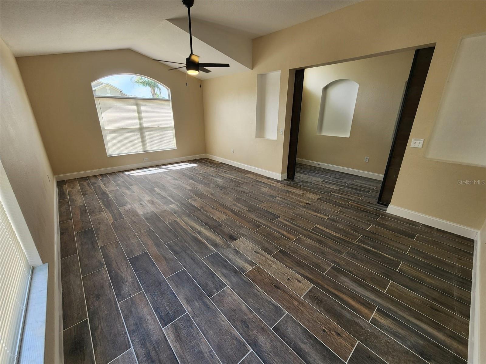 BEACON SQUARE - Residential