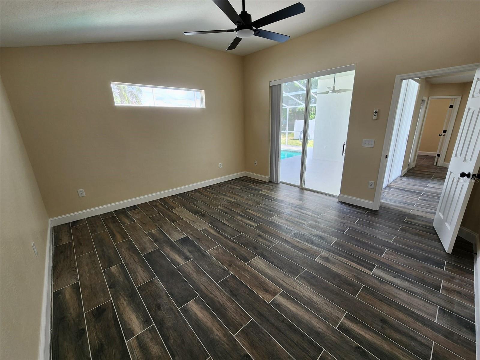BEACON SQUARE - Residential