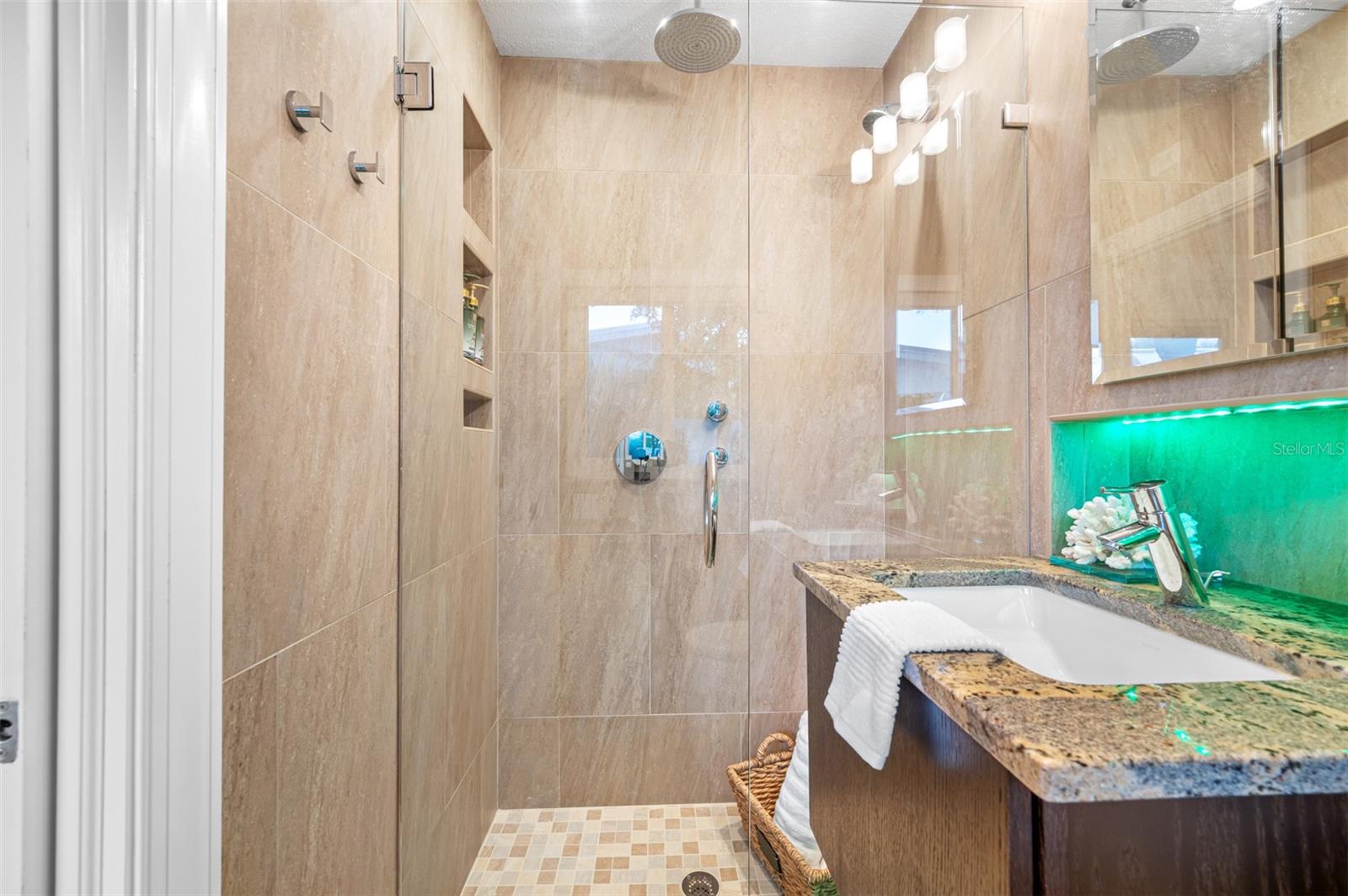 SOUTH CSWY ISLE SUB - Residential