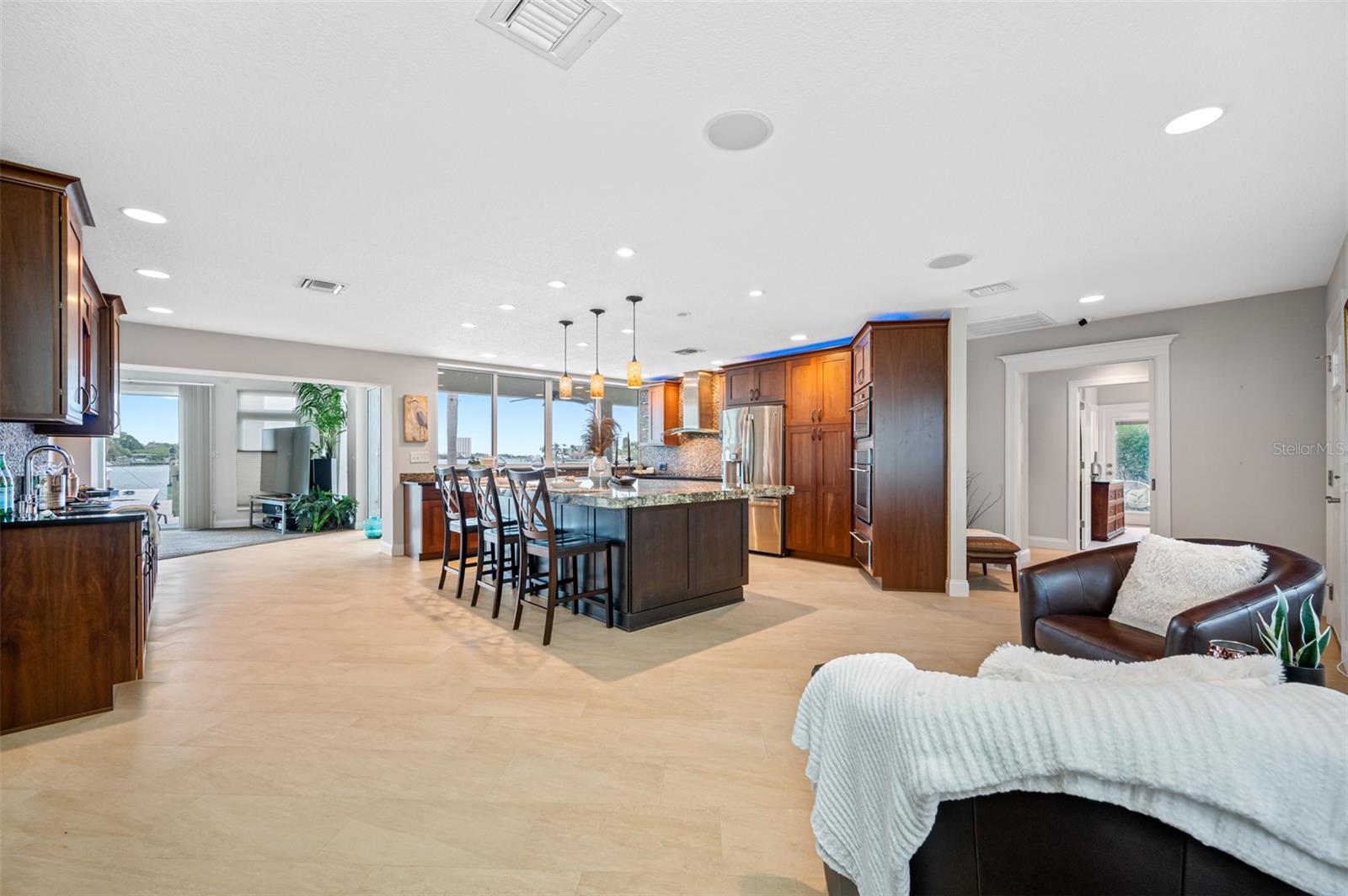 SOUTH CSWY ISLE SUB - Residential