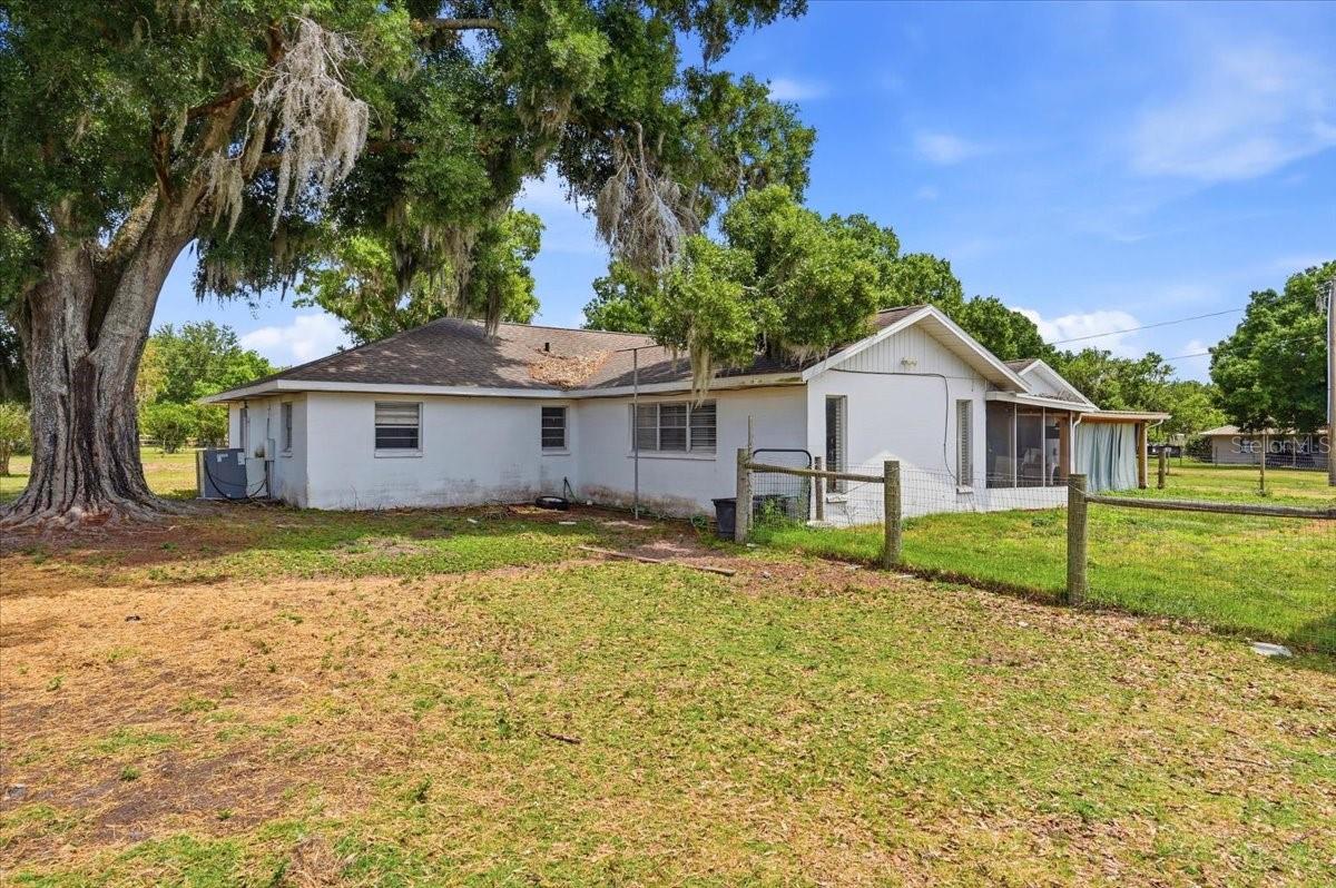 LARISCY ACRES - Residential