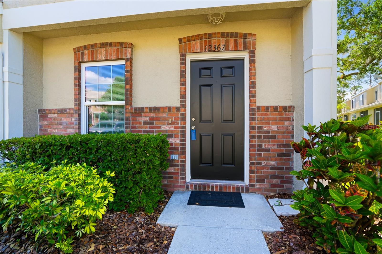 BERKELEY SQUARE - Residential