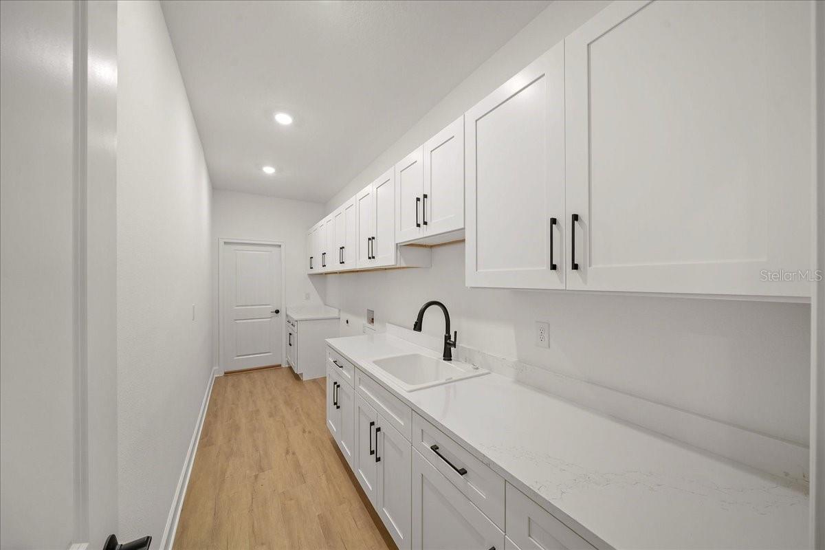 ROYAL HIGHLANDS - Residential