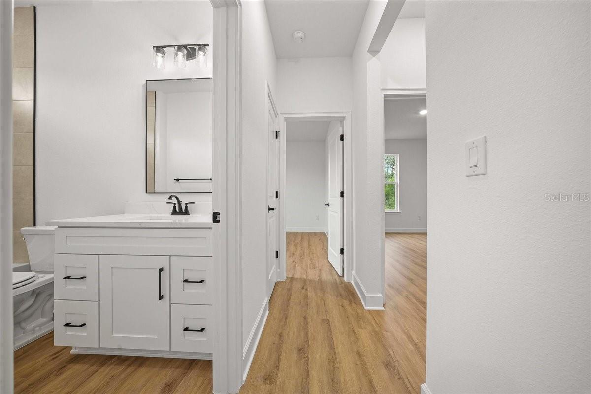 ROYAL HIGHLANDS - Residential