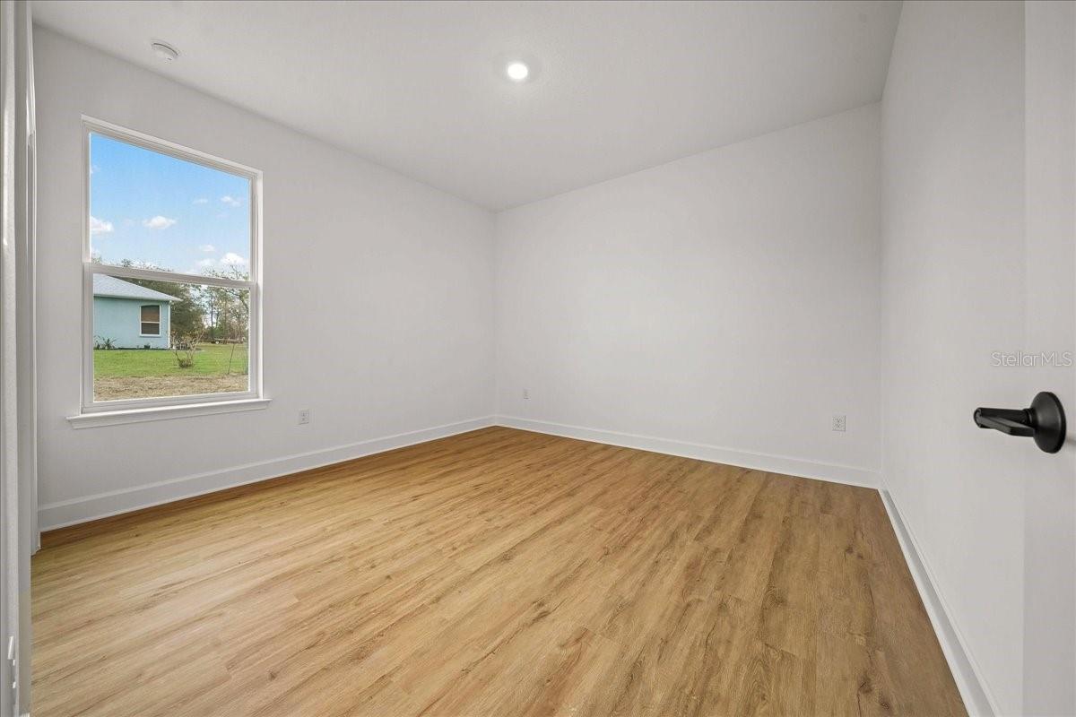 ROYAL HIGHLANDS - Residential