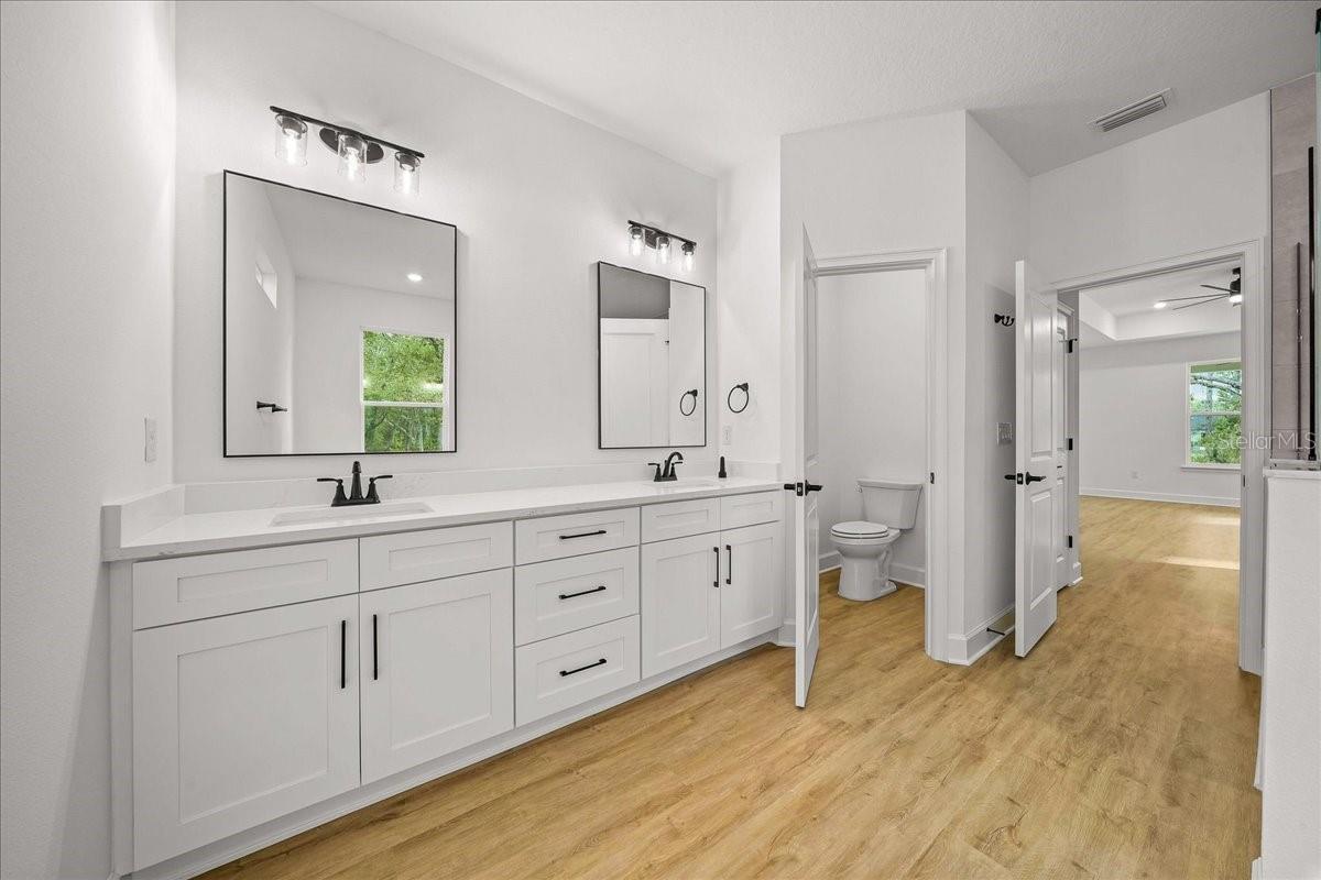 ROYAL HIGHLANDS - Residential