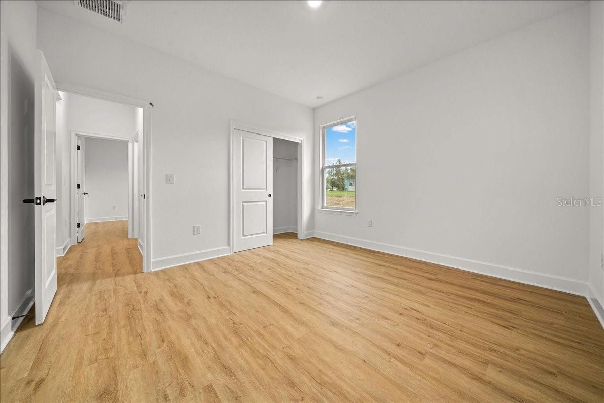 ROYAL HIGHLANDS - Residential