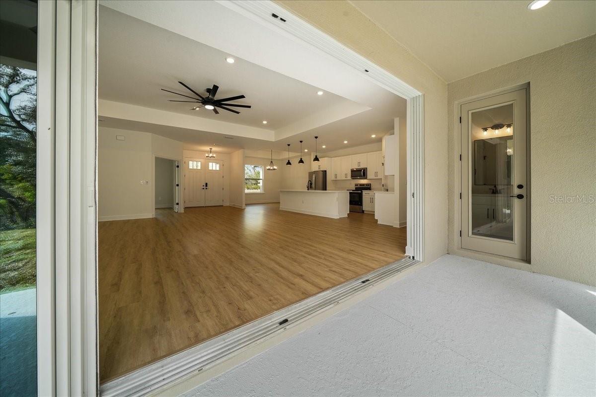 ROYAL HIGHLANDS - Residential