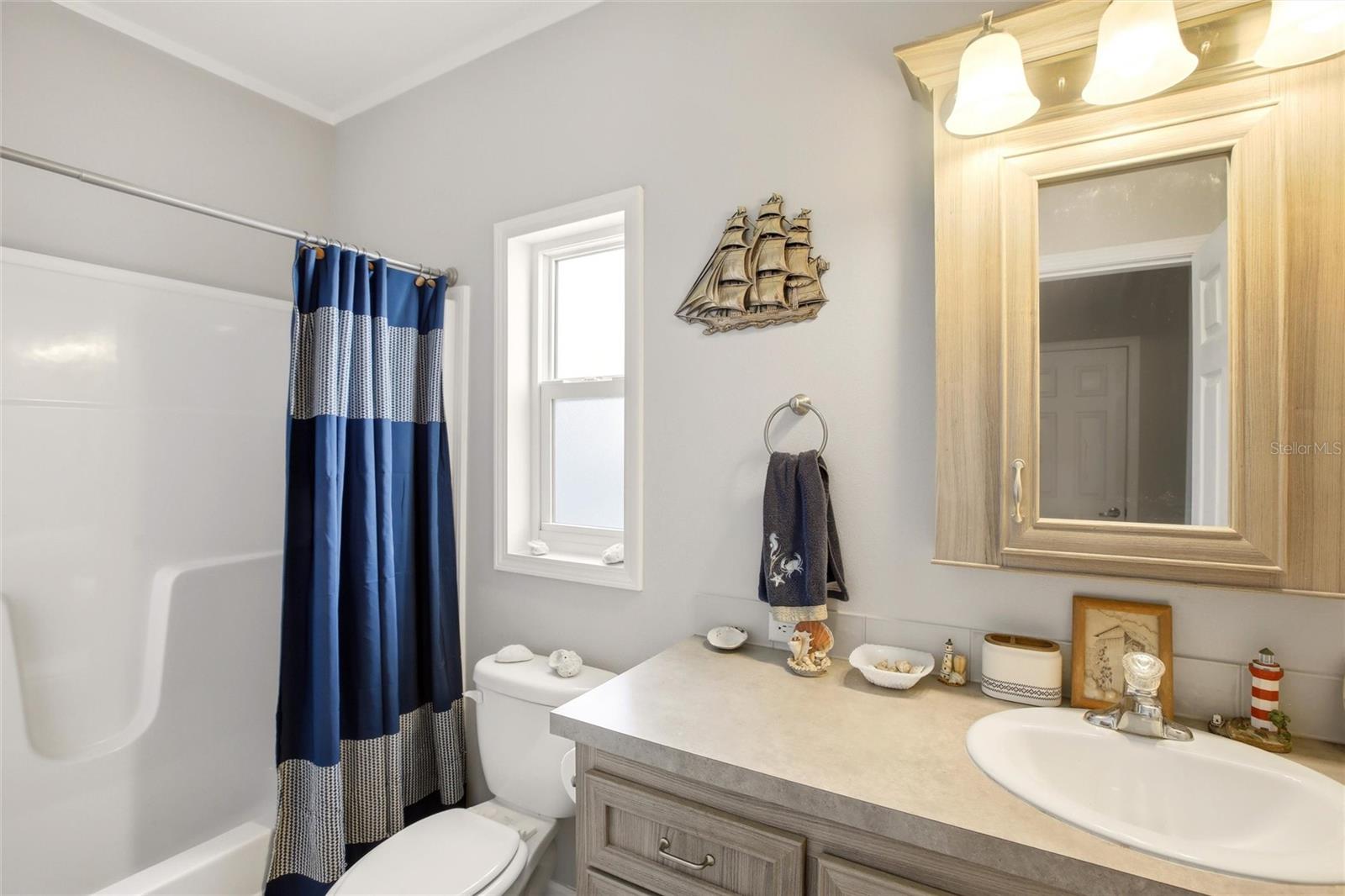 HARBOR VIEW ON THE BAY - Residential