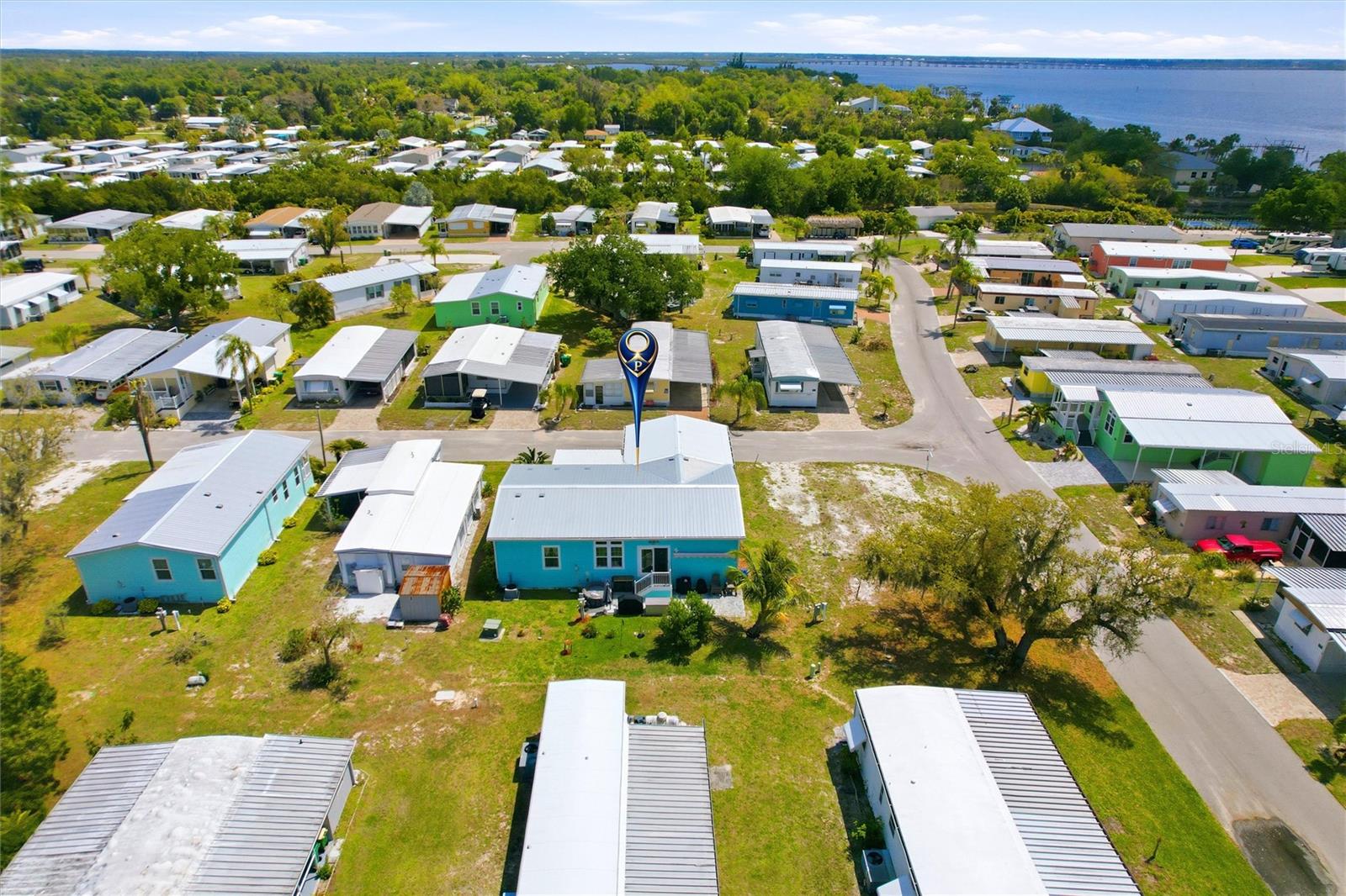 HARBOR VIEW ON THE BAY - Residential