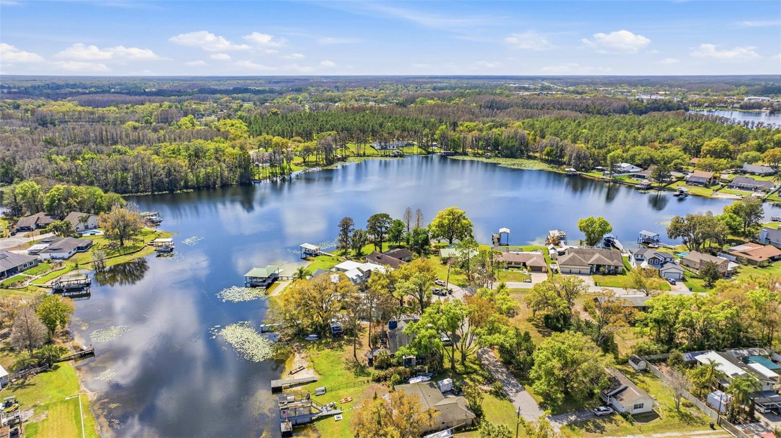 GROVE SHORE - Residential