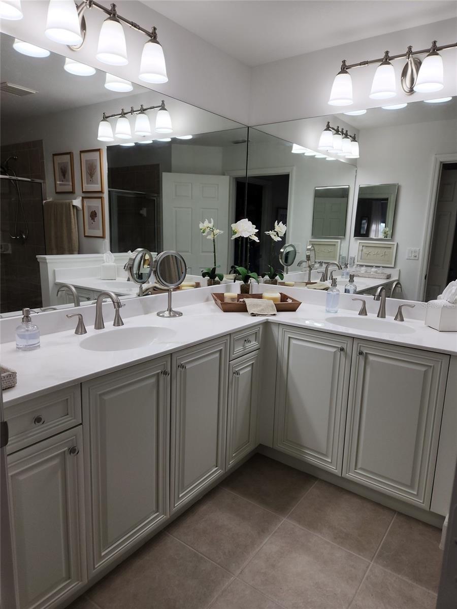 HERITAGE OAK PARK 01 REP - Residential