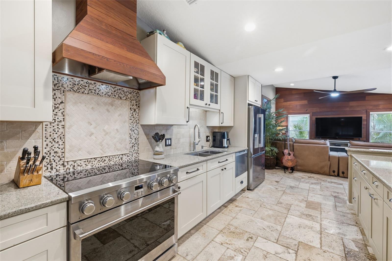 ASHLEY OAKS UNIT 1 - Residential