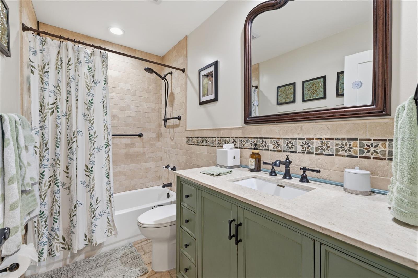 ASHLEY OAKS UNIT 1 - Residential