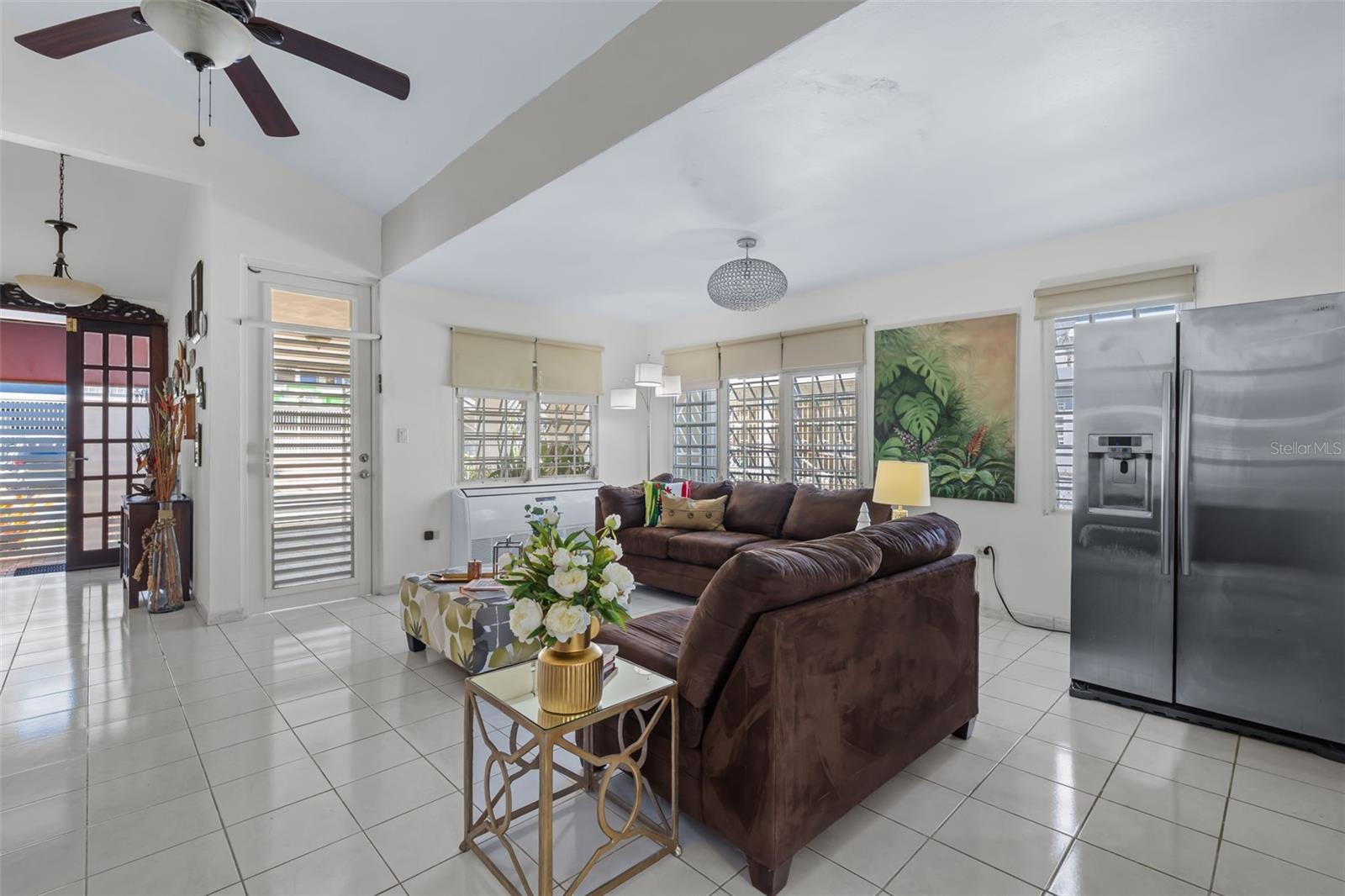 URBANIZACIÓN EL PARAISO - Residential