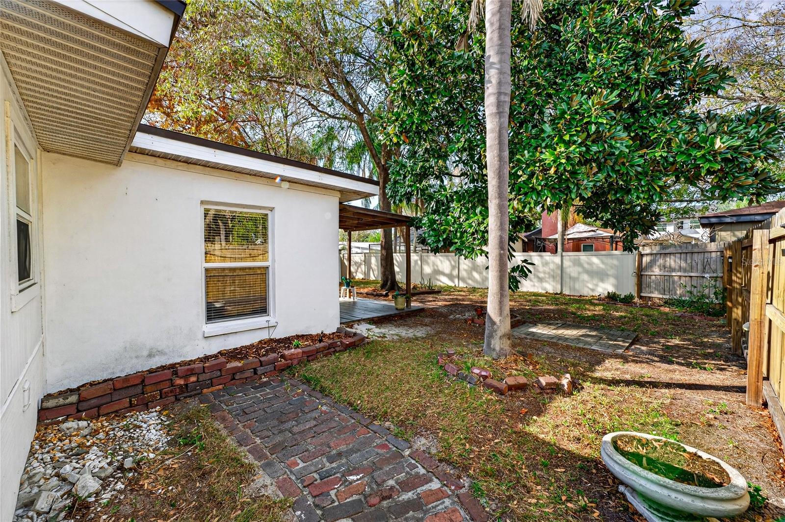 GANDY GARDENS 4 - Residential