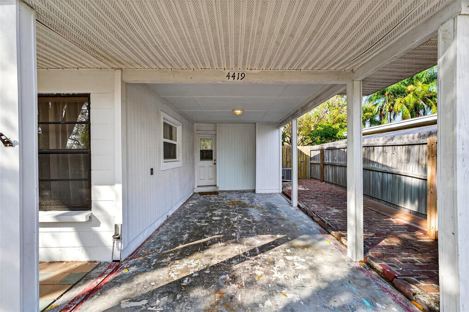 GANDY GARDENS 4 - Residential