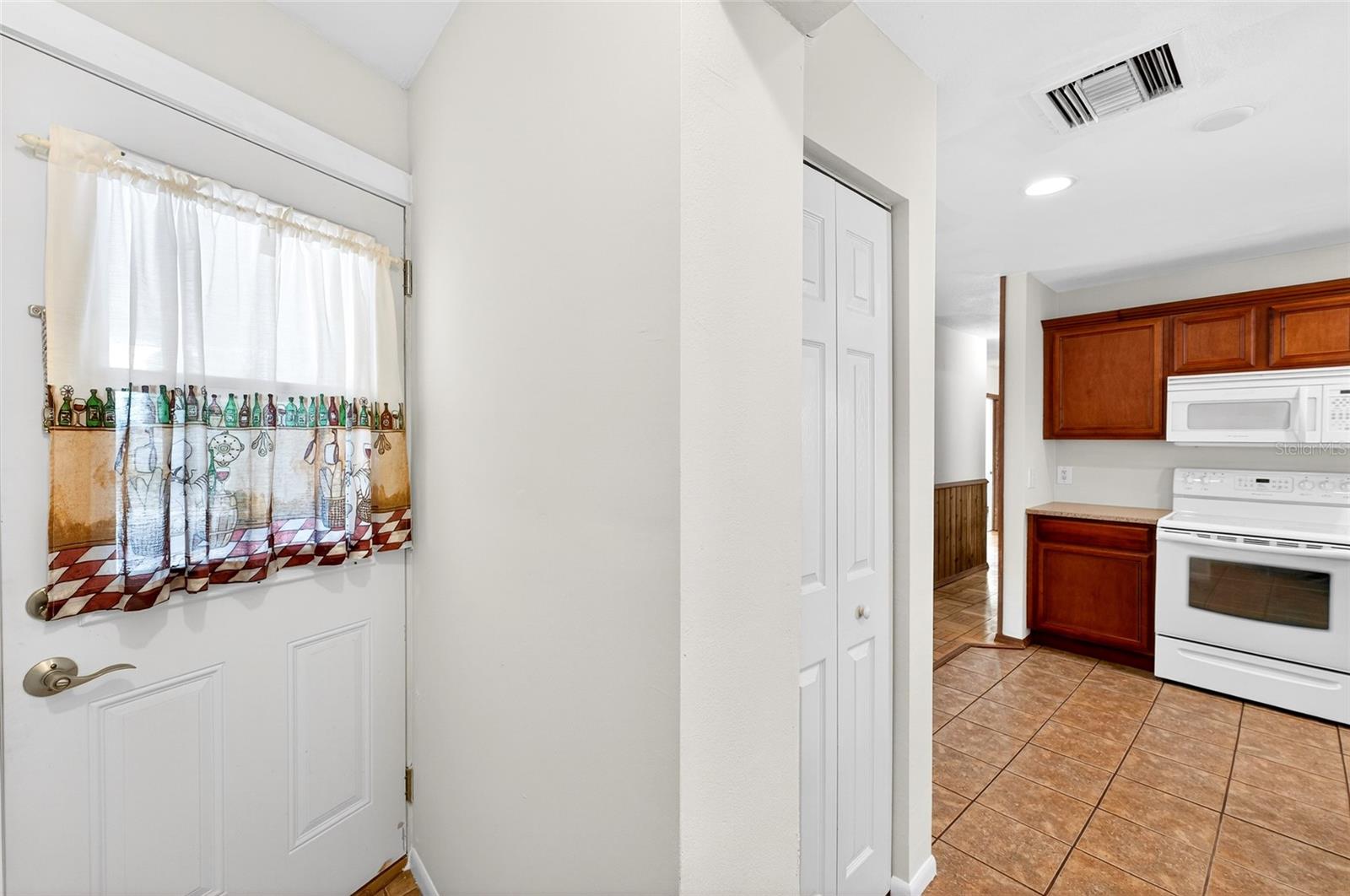 GANDY GARDENS 4 - Residential