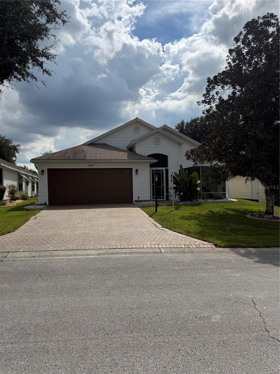 24907 CRANES ROOST CIRCLE